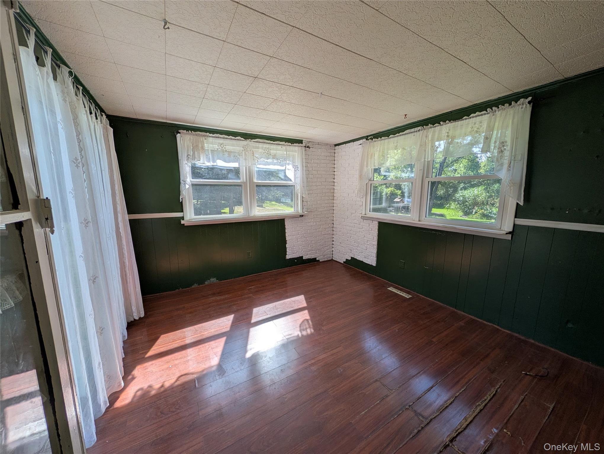 6 White Oak Terrace – For Sale photo 17
