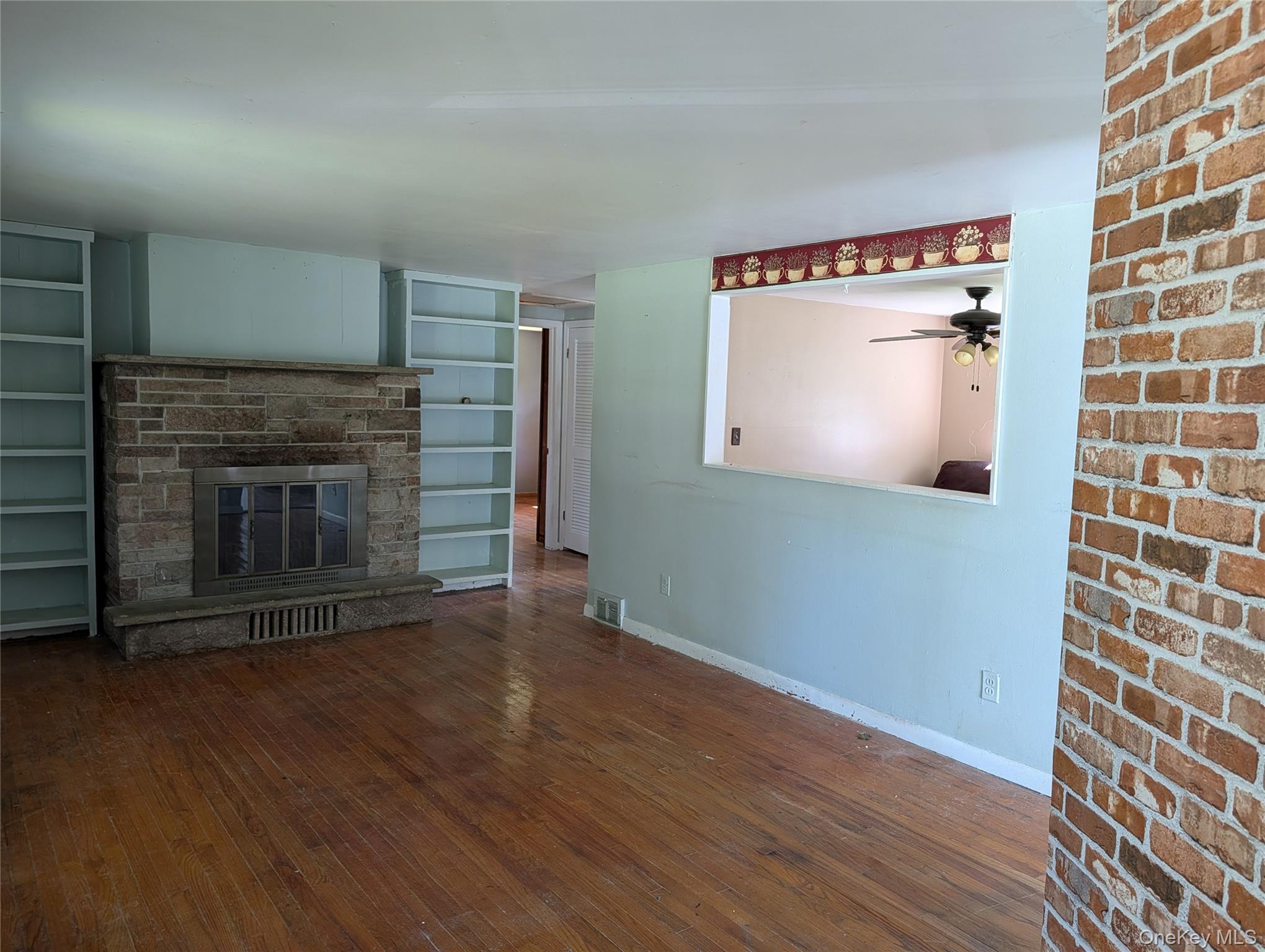 6 White Oak Terrace – For Sale photo 7
