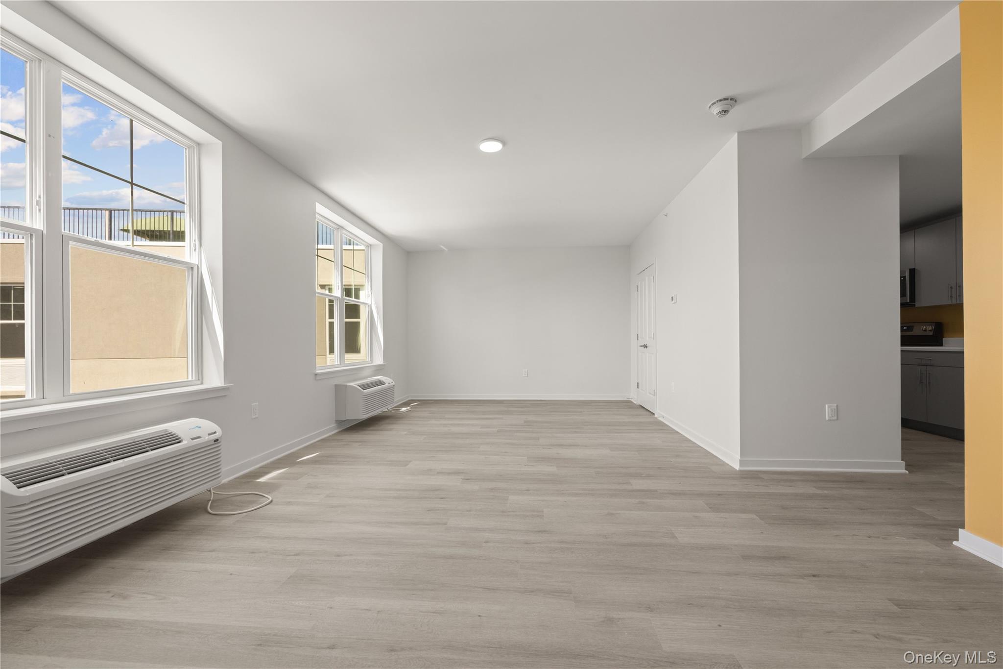 56 Prospect Street, Unit 606 photo 4