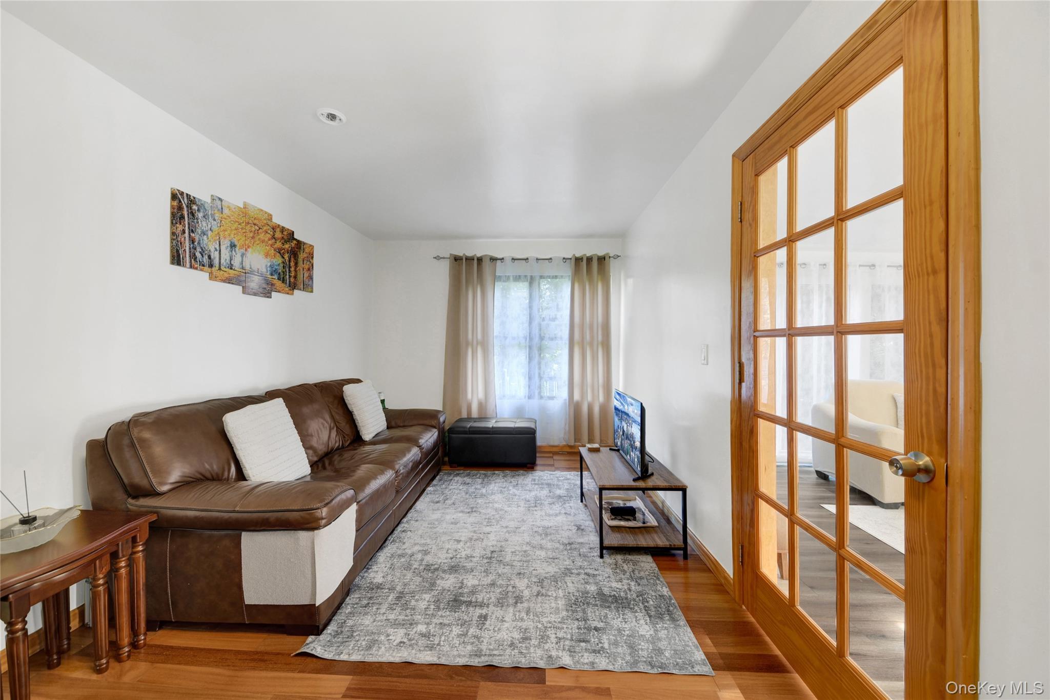 435 Birdsall Drive – For Sale photo 6