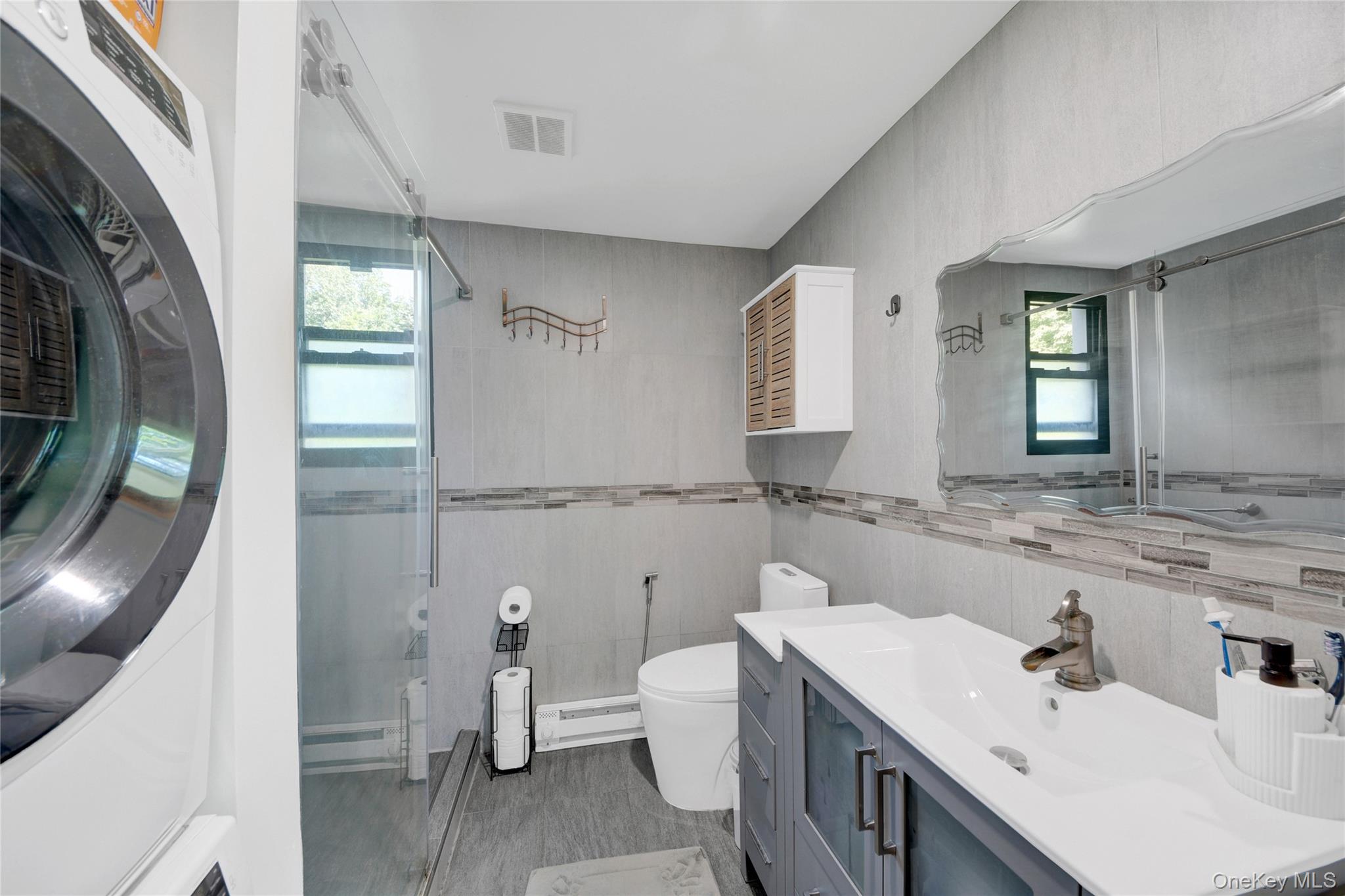 435 Birdsall Drive – For Sale photo 16
