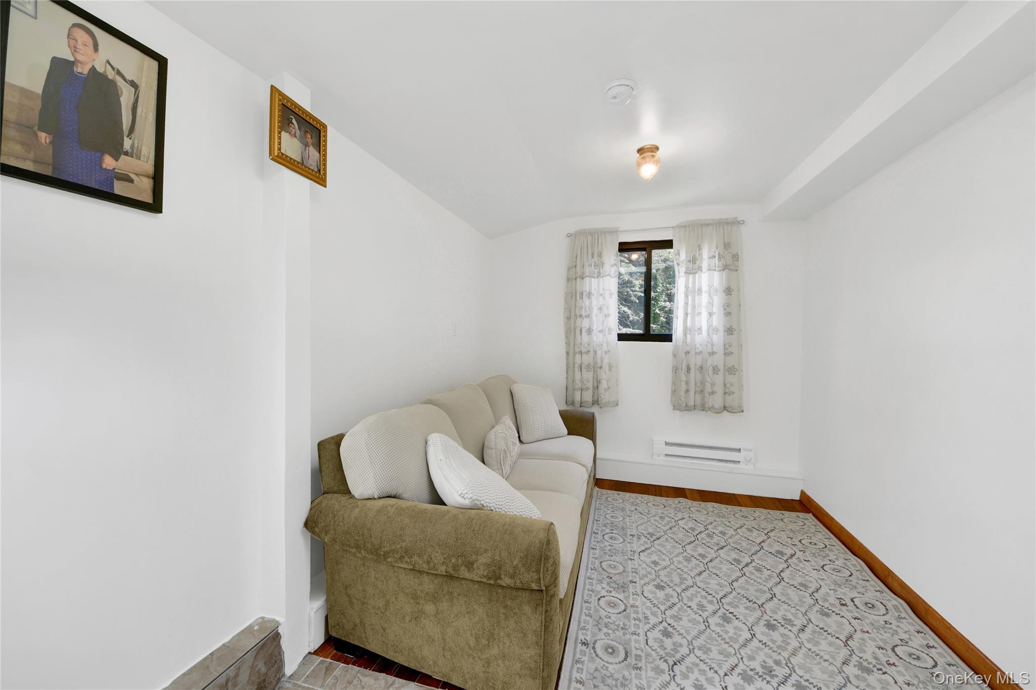 435 Birdsall Drive – For Sale photo 14