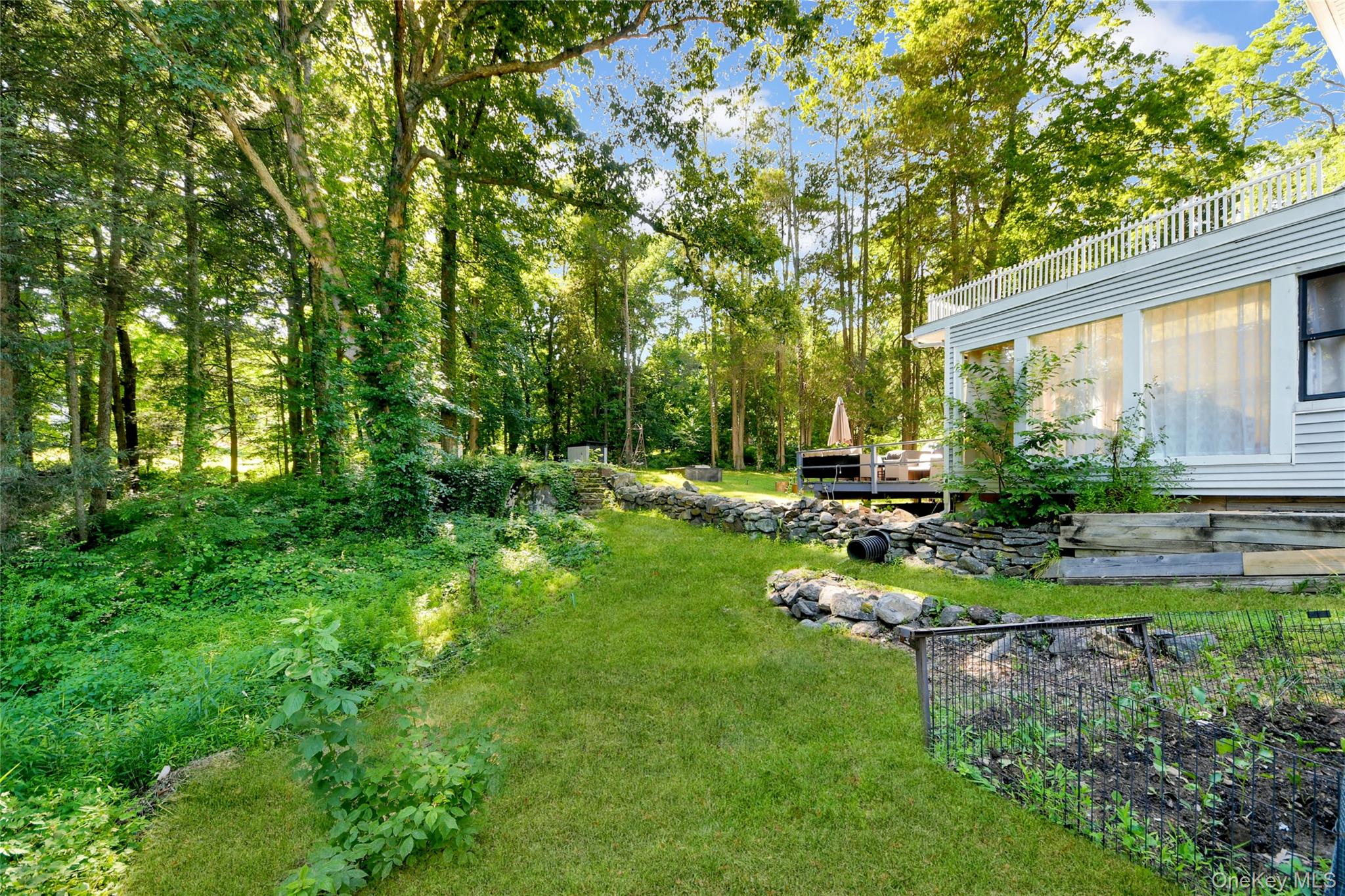 435 Birdsall Drive – For Sale photo 31