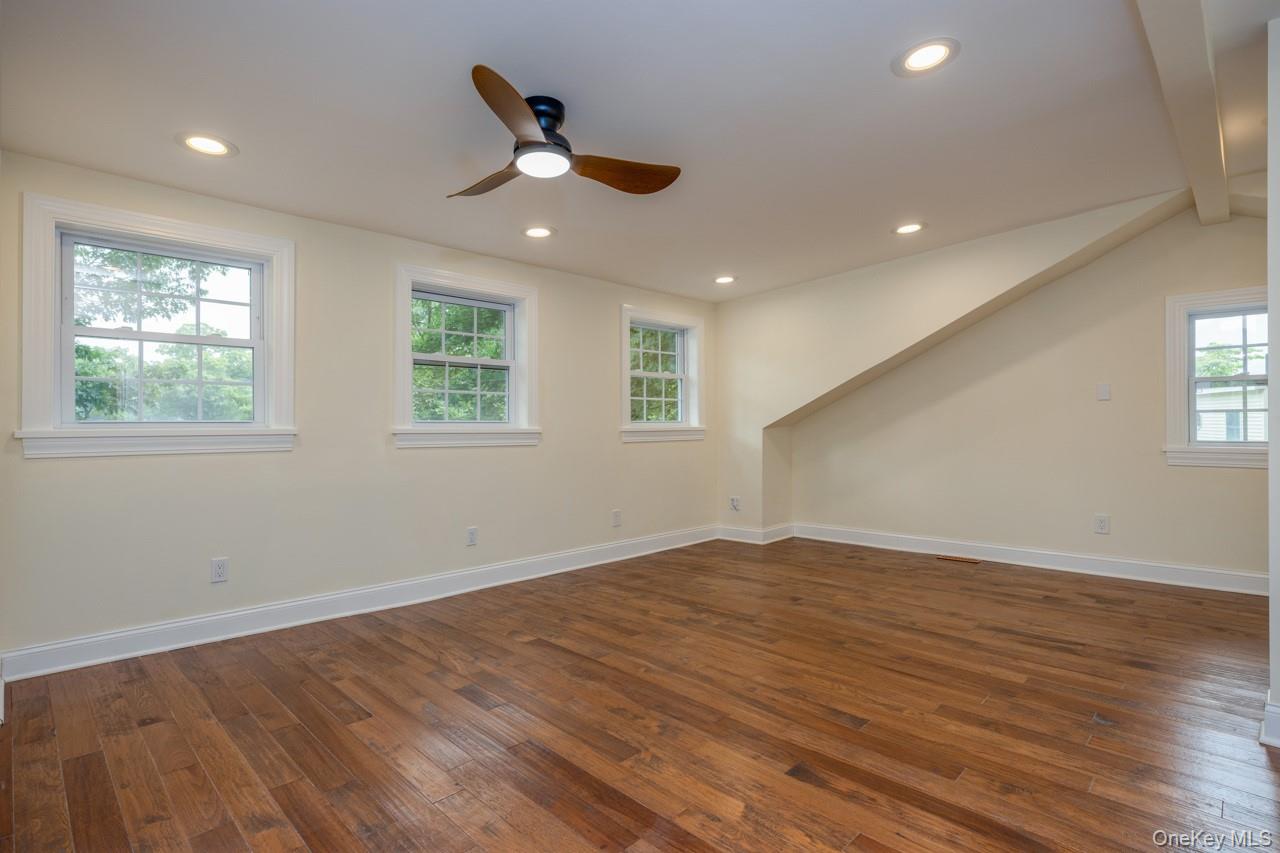 16 Wayne Avenue – For Sale photo 16