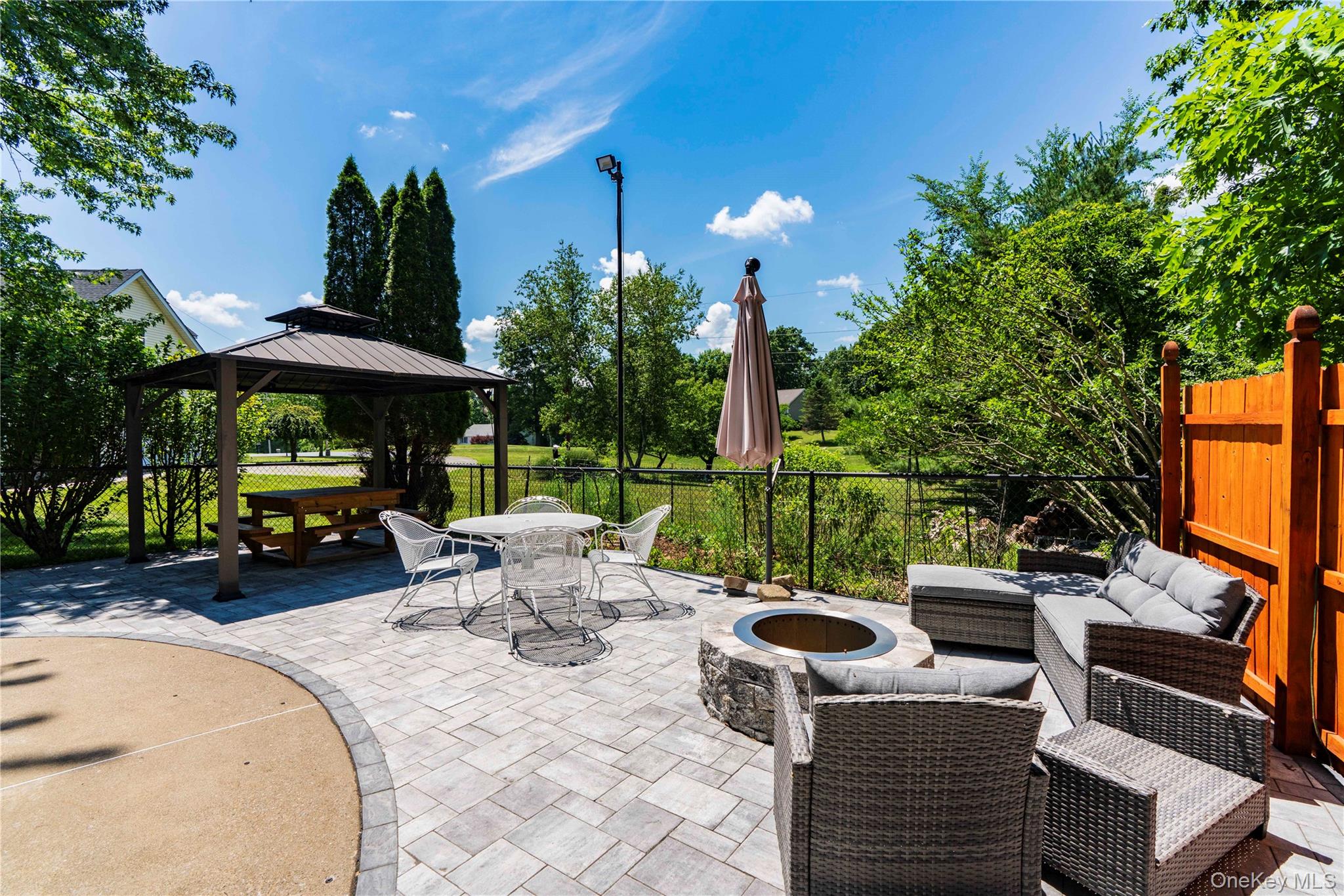 24 Robyn Drive – For Sale photo 20