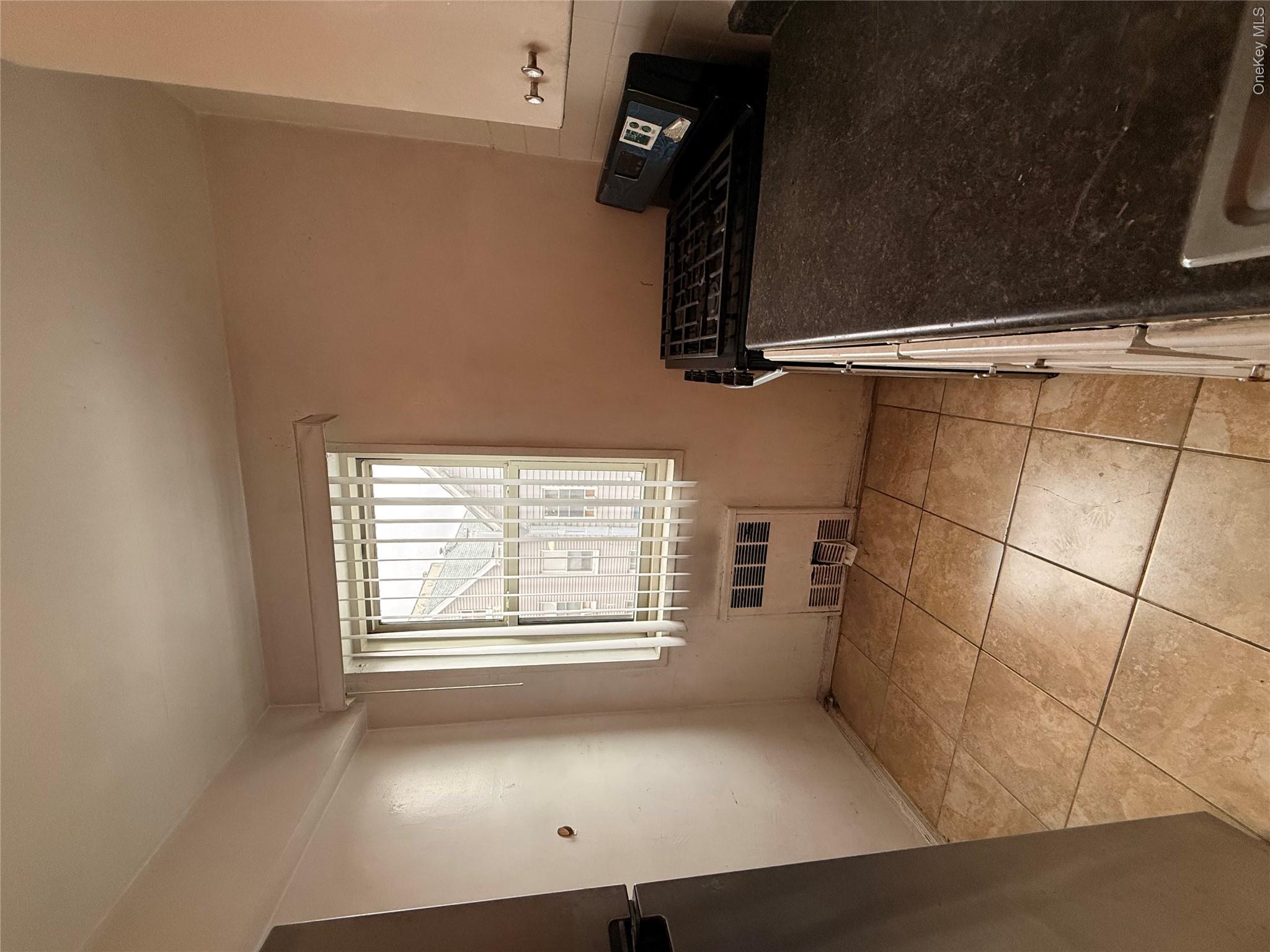 1010 Sherman Avenue, Unit 2D photo 5