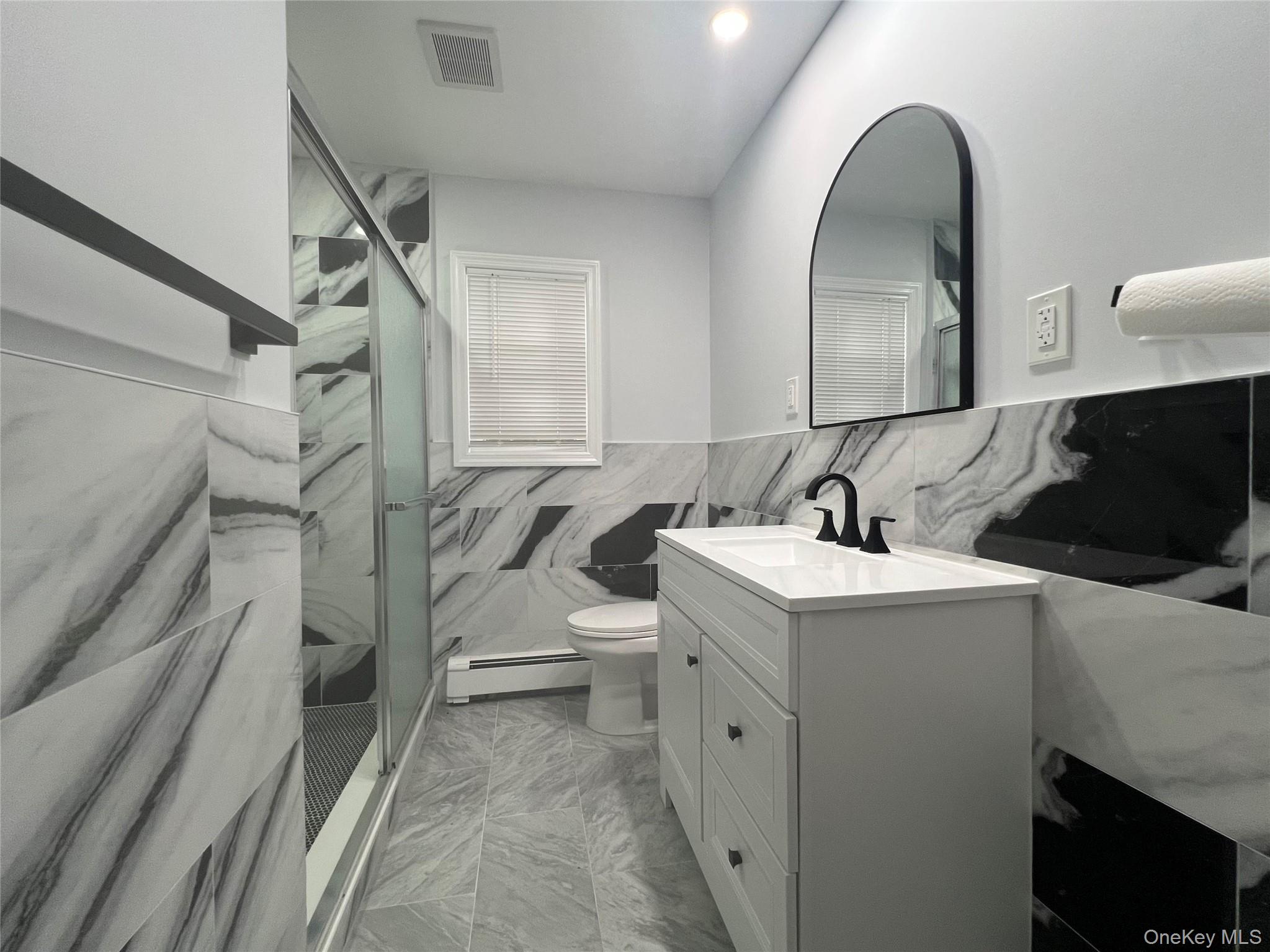 694 Blackstone Avenue – For Rent photo 8