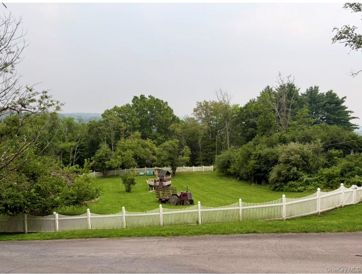 48 Maple Avenue – For Sale photo 2