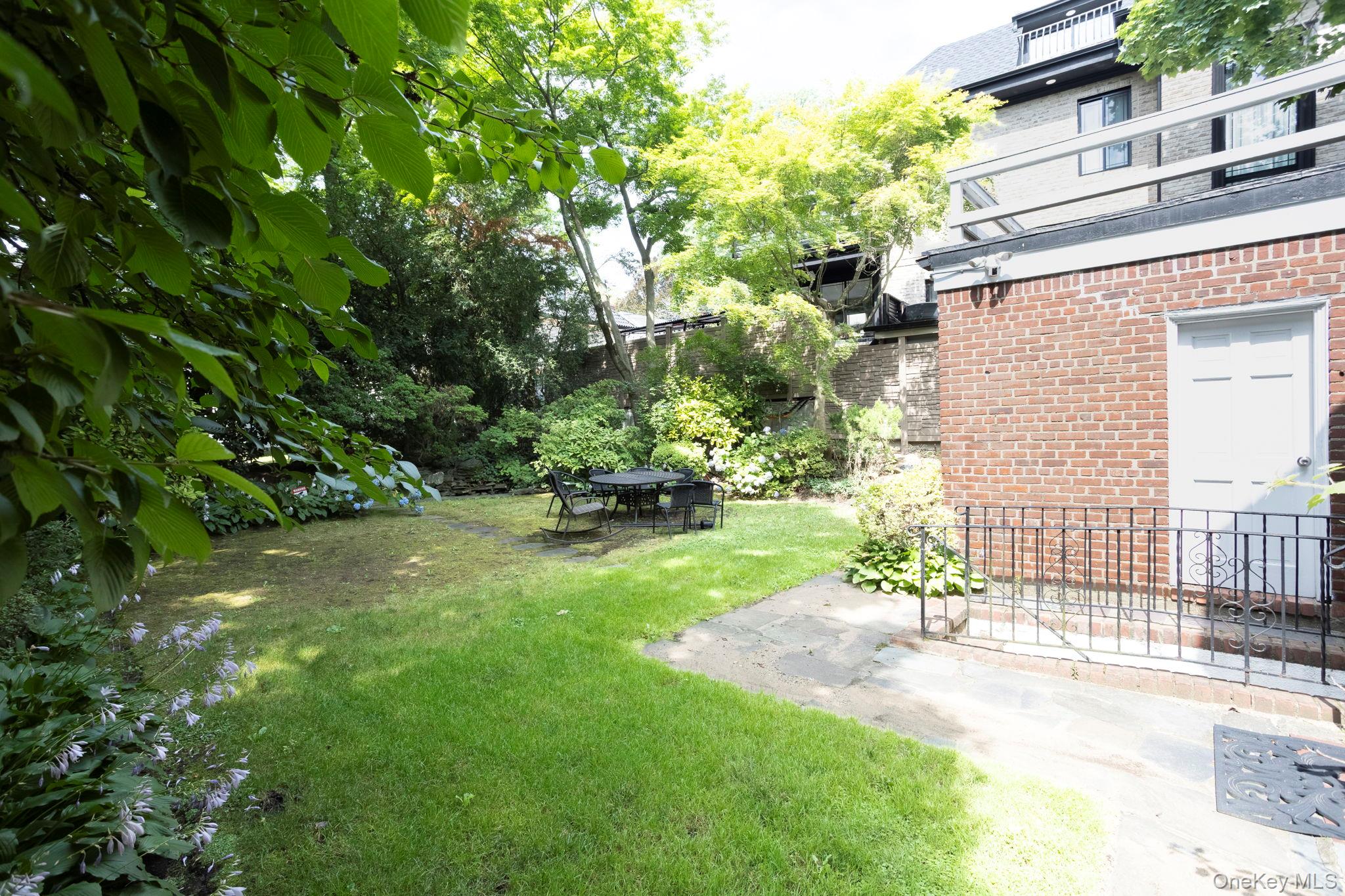 80-82 222nd Street – For Sale photo 5