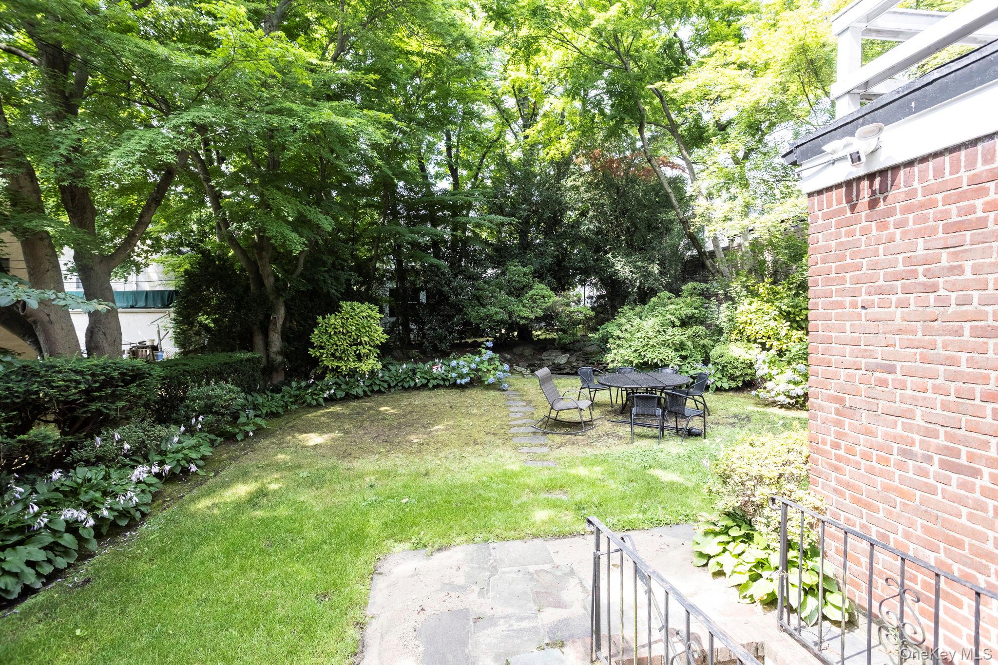80-82 222nd Street – For Sale photo 4