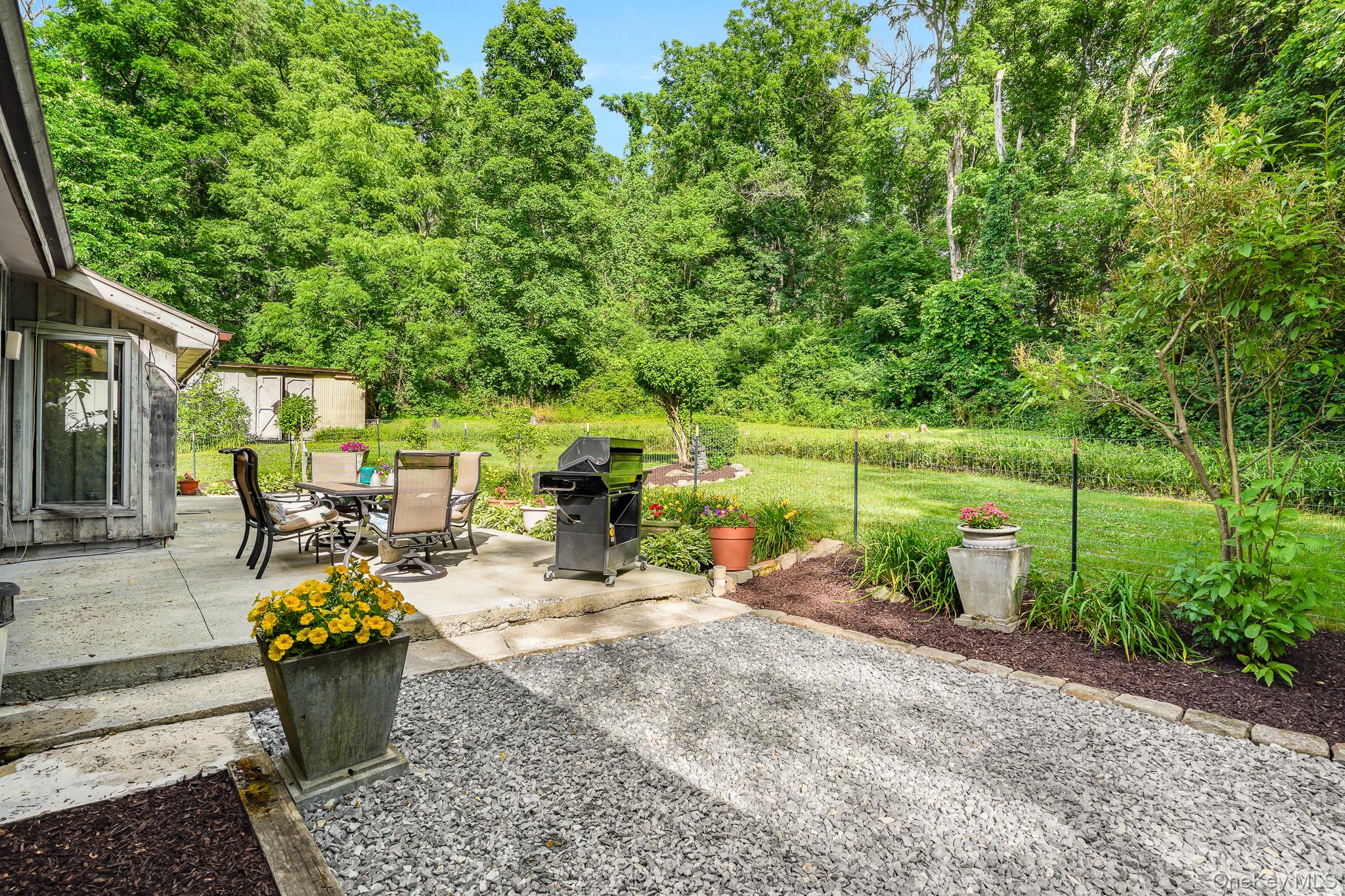 12 Denim Drive – For Sale photo 33