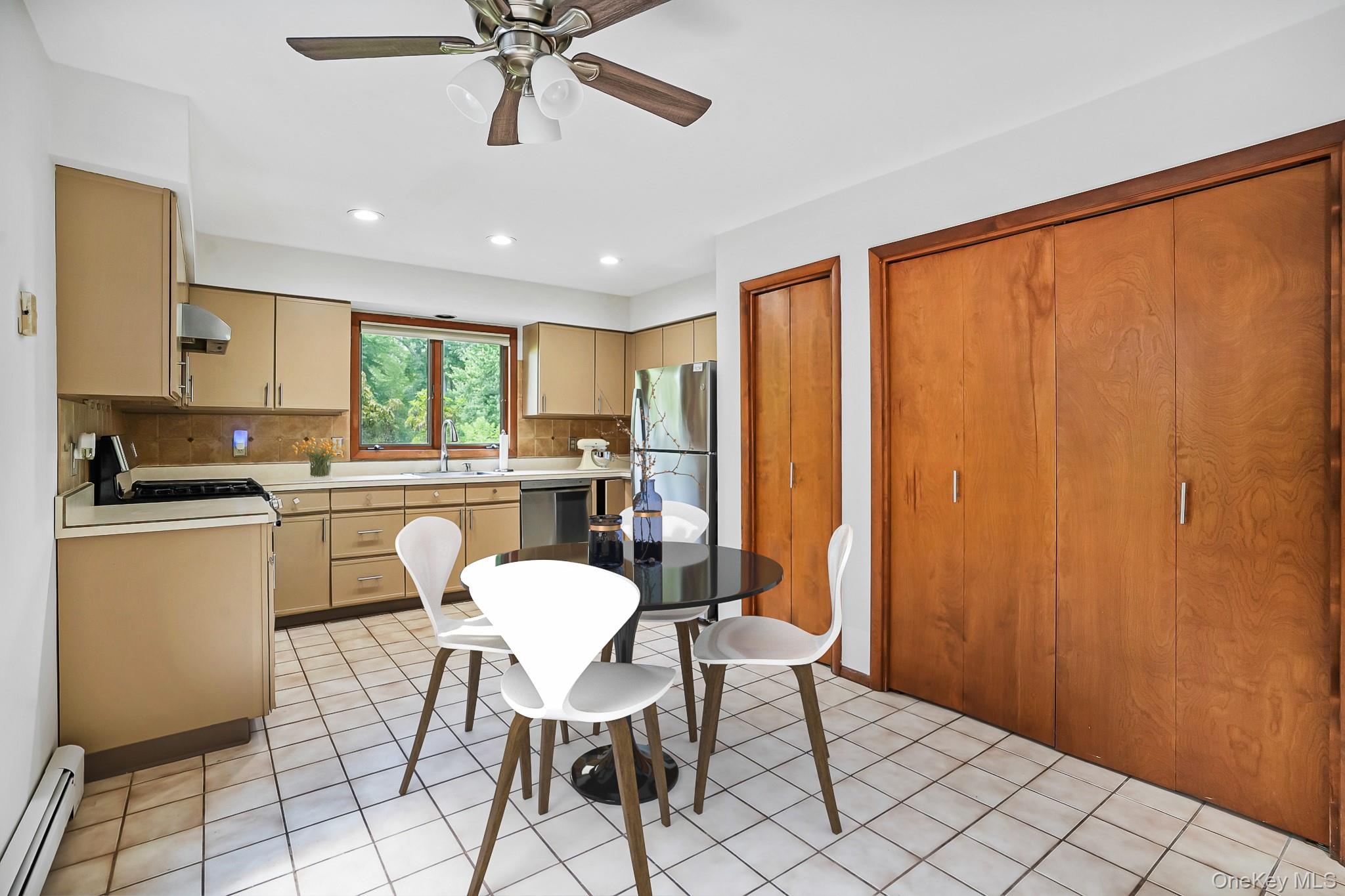 12 Denim Drive – For Sale photo 15