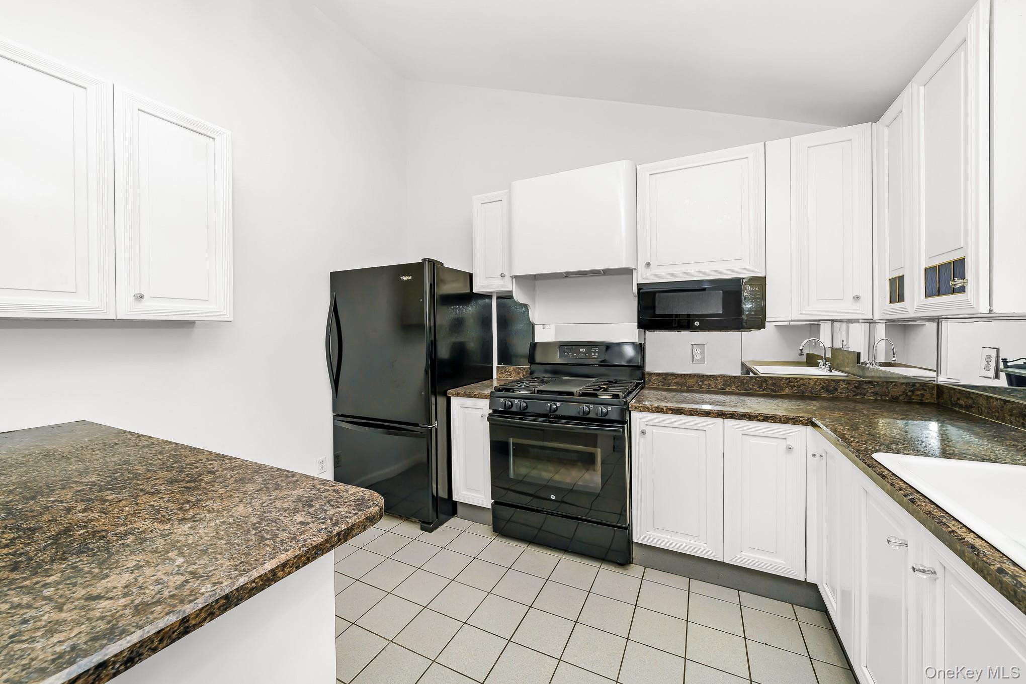 195 N Albany Avenue – For Sale photo 20