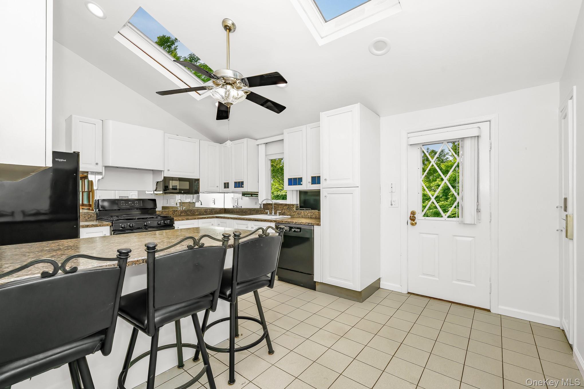 195 N Albany Avenue – For Sale photo 23