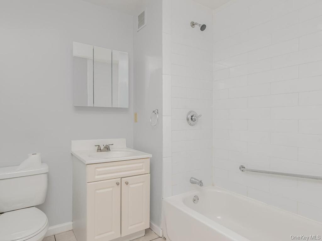1907 Southern Boulevard – For Sale photo 9