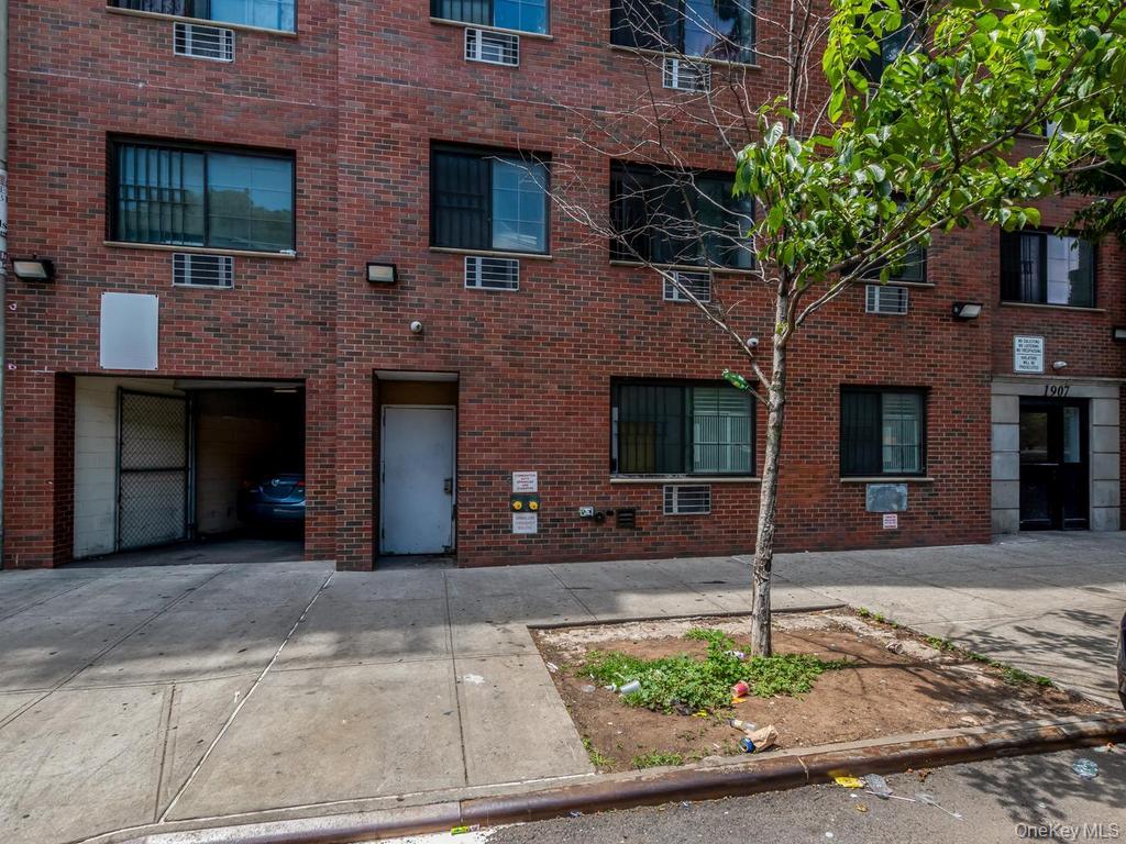 1907 Southern Boulevard – For Sale