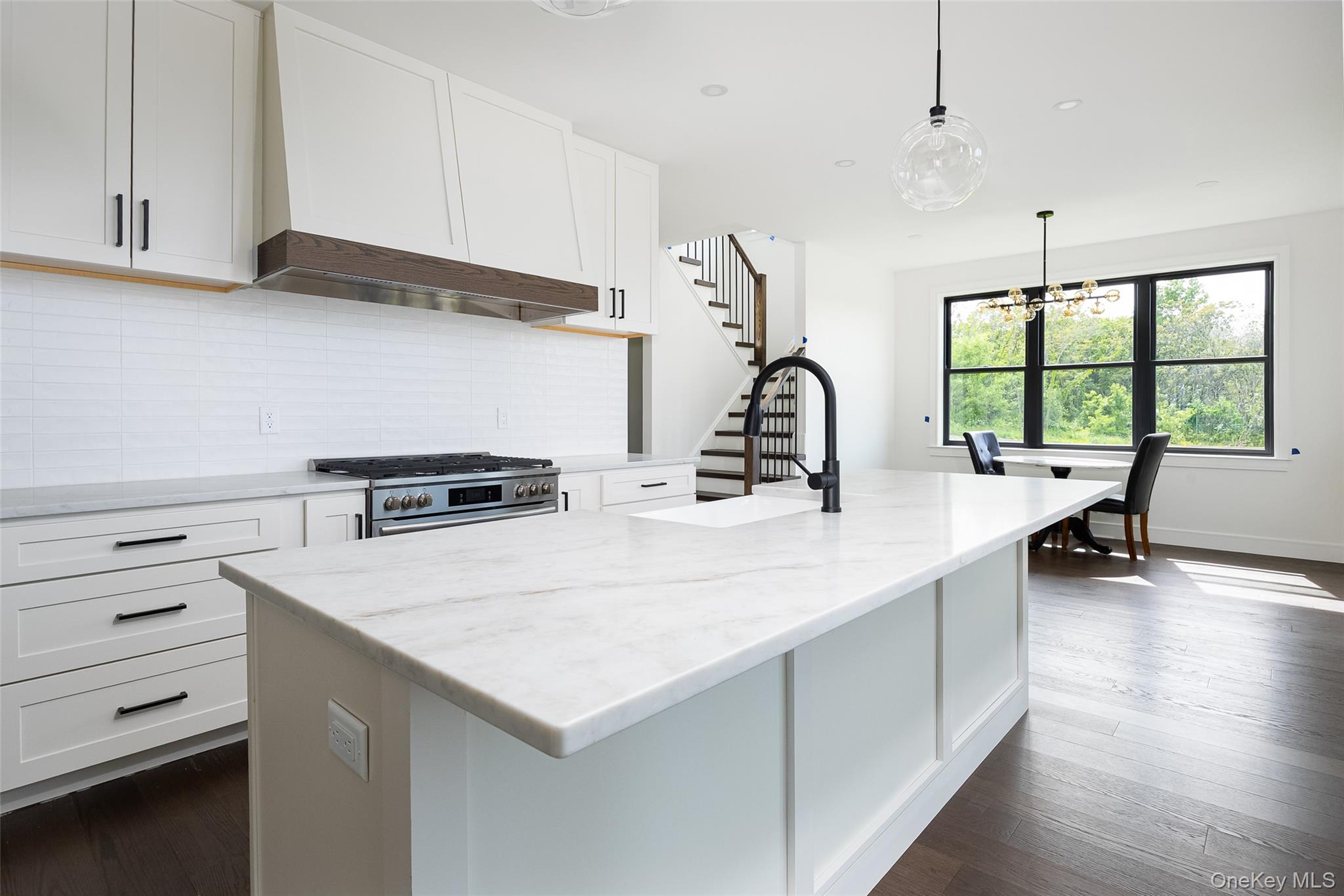 6 Shadow Court – For Sale photo 4
