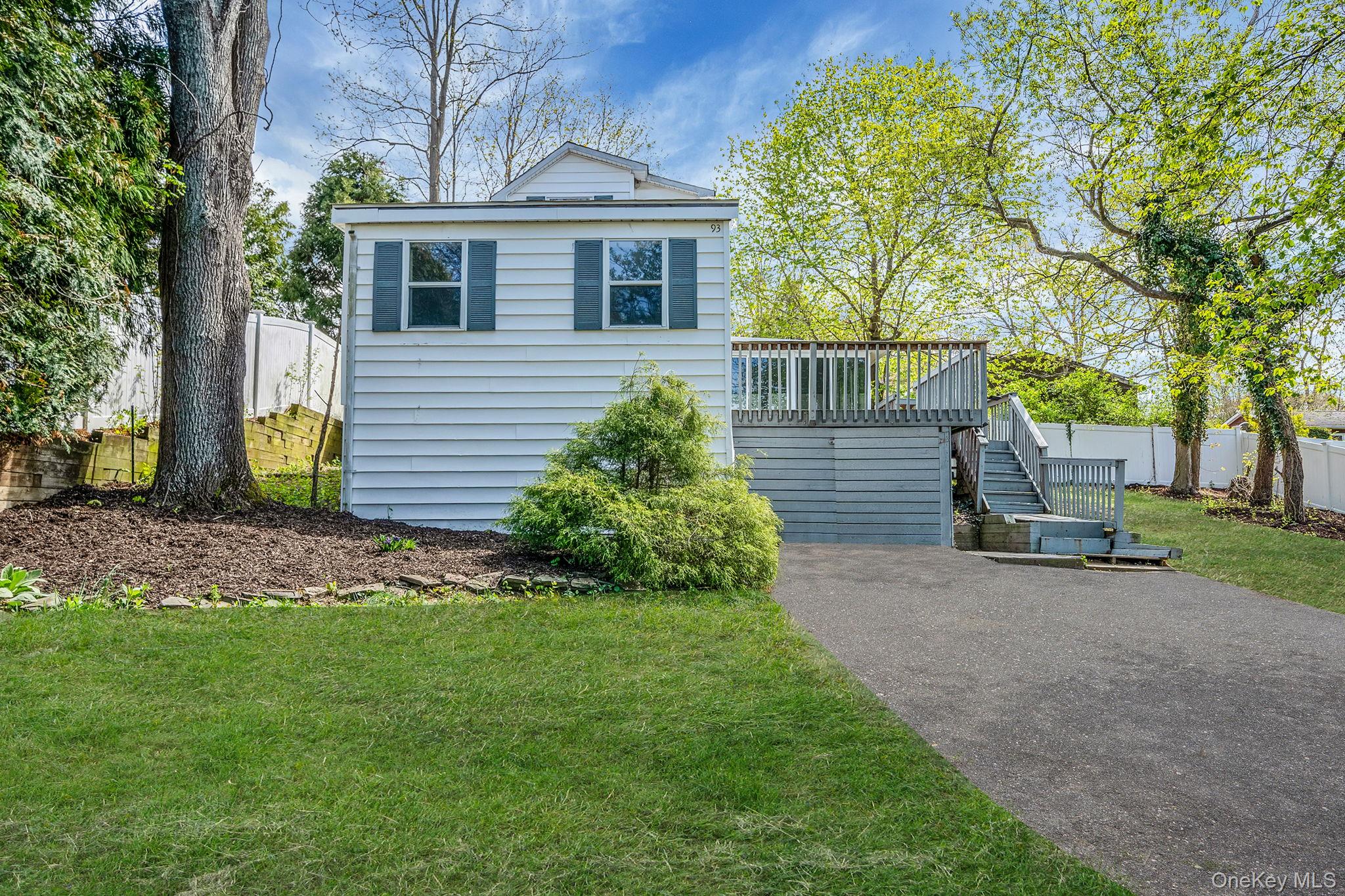 93 Maple Road – For Rent photo 2
