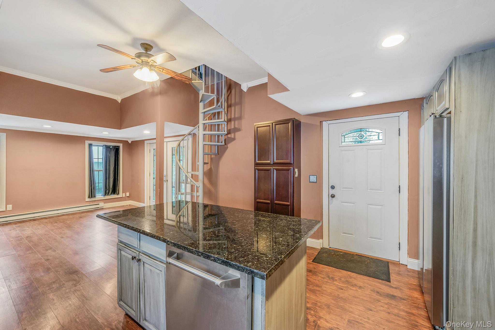 93 Maple Road – For Rent photo 14