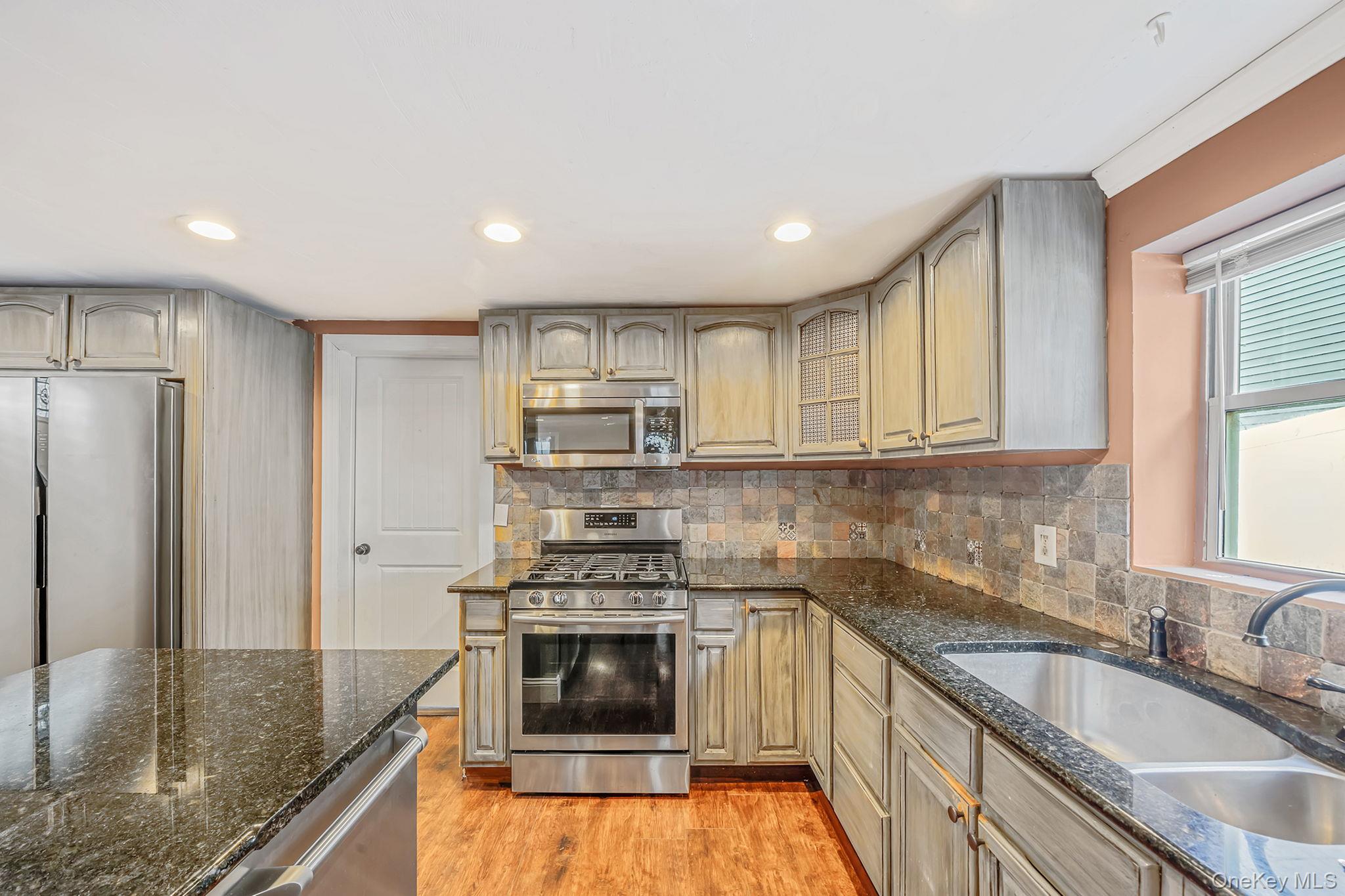 93 Maple Road – For Rent photo 15