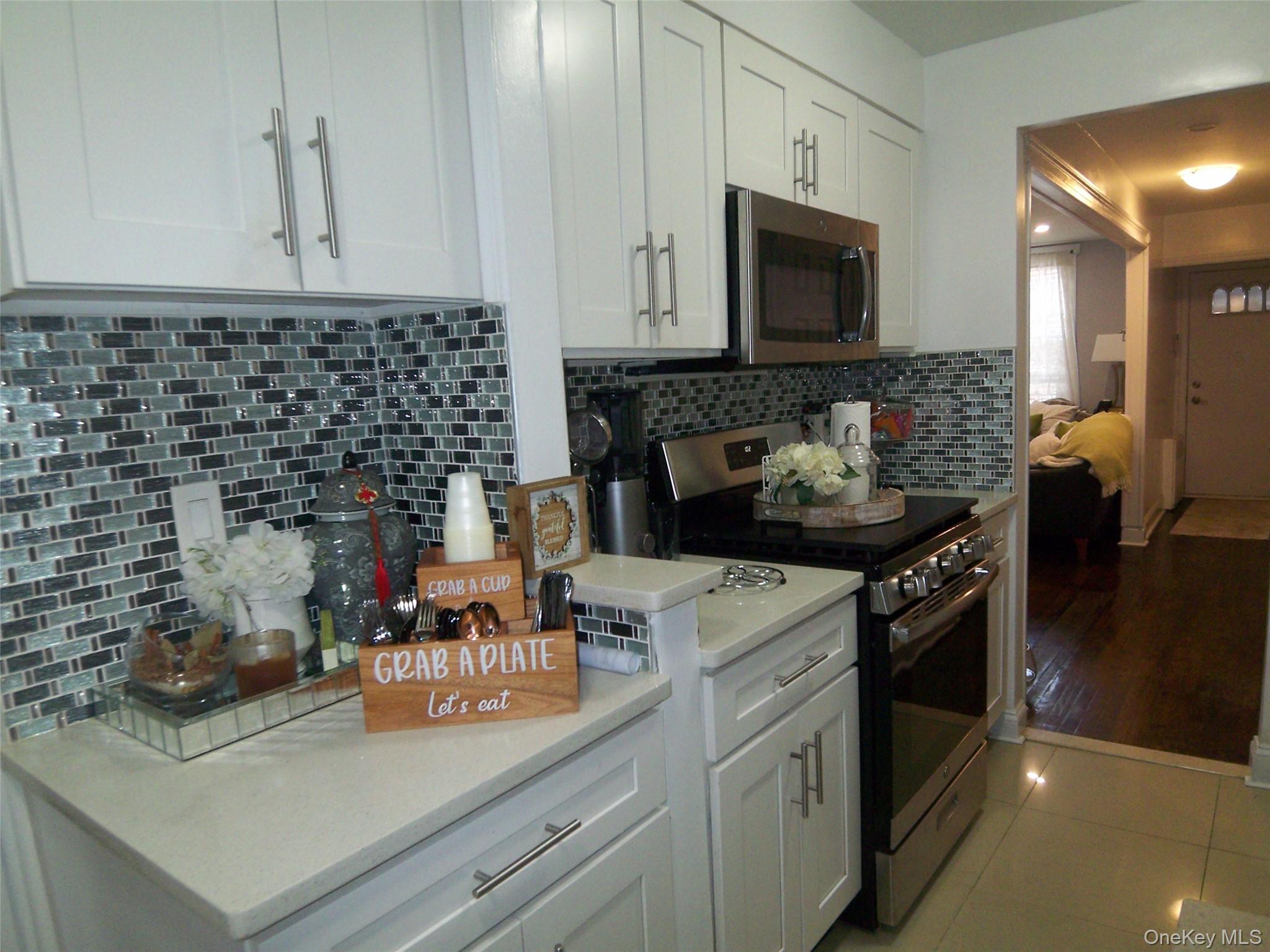 4382 Byron Avenue – For Sale photo 9