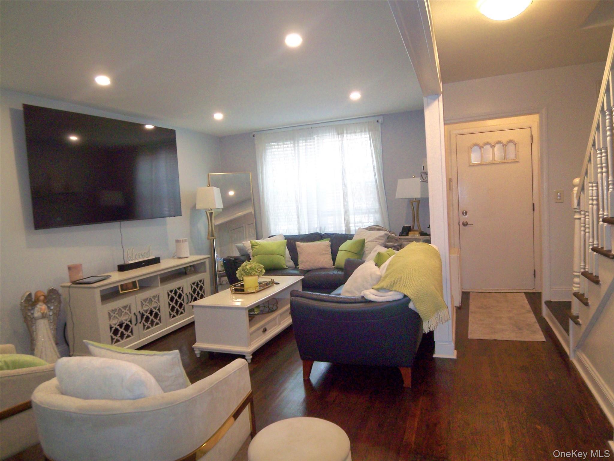4382 Byron Avenue – For Sale photo 20