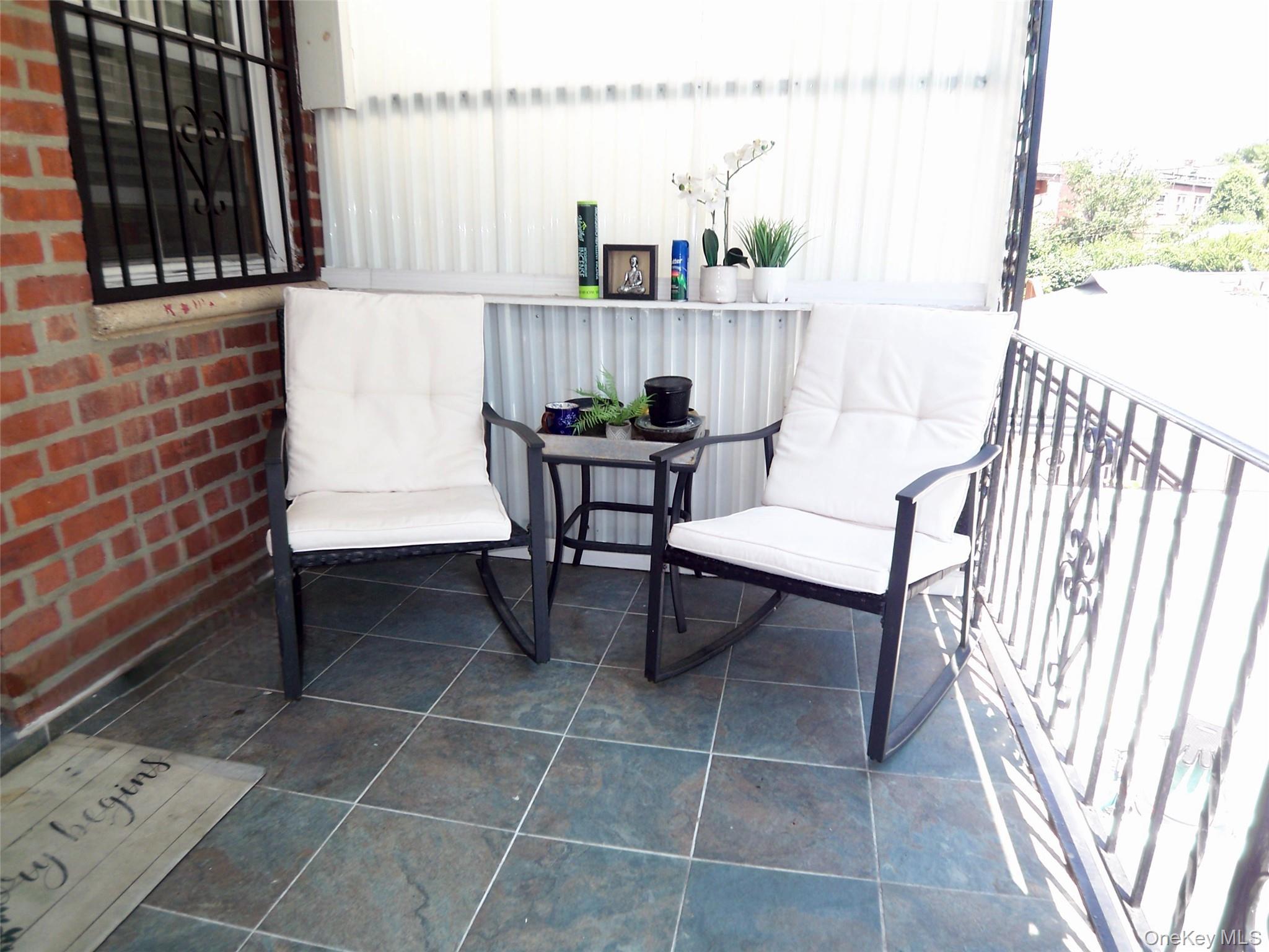4382 Byron Avenue – For Sale photo 33