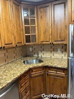 1069 Fenwood Drive, Unit 1 photo 7