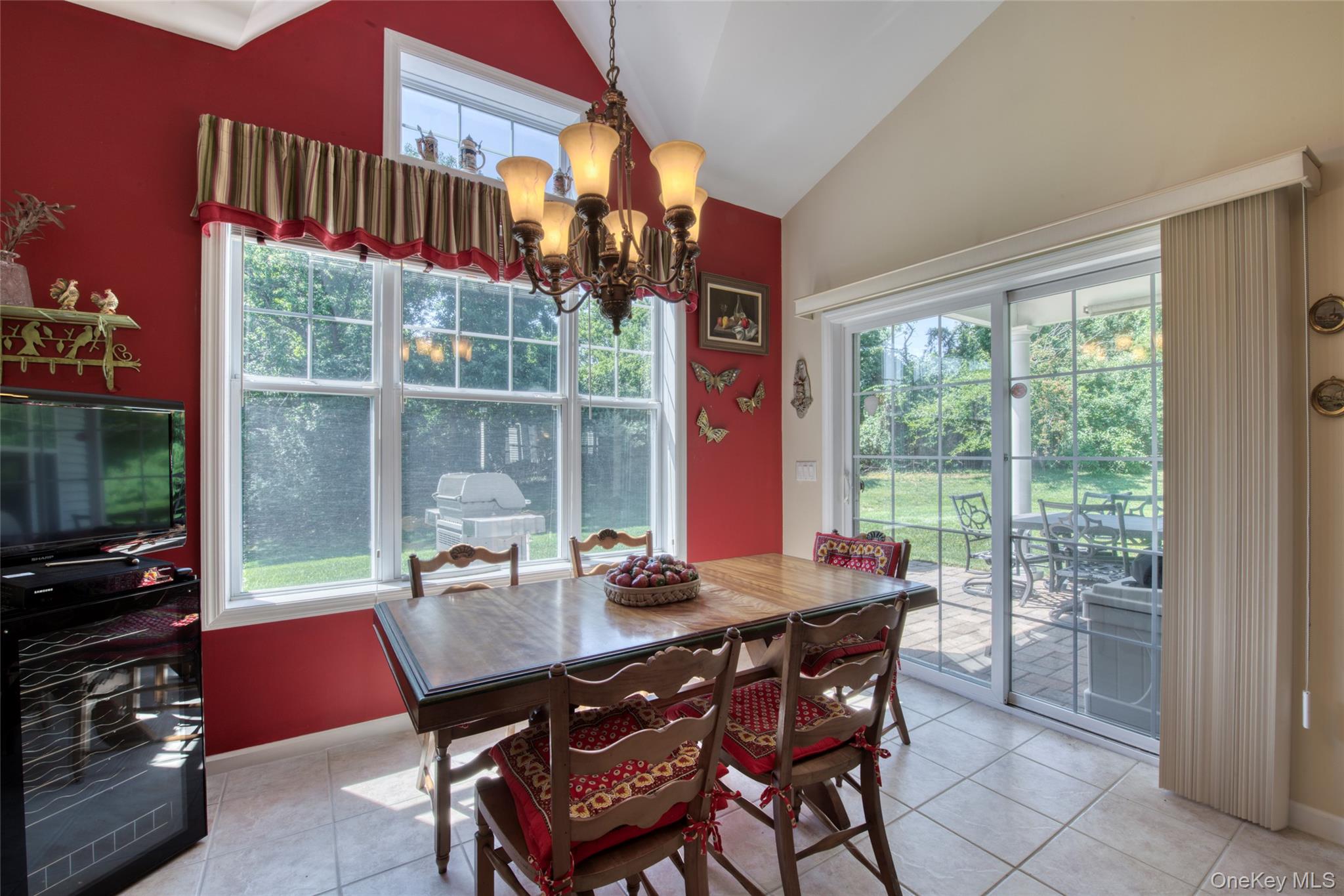 216 Sonata Court – For Sale photo 6