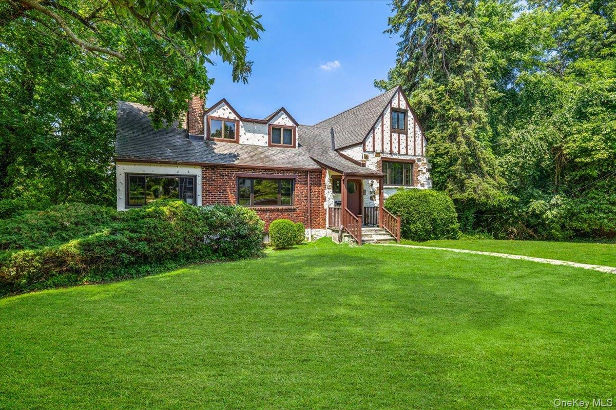38 Fenimore Drive – For Sale photo 4