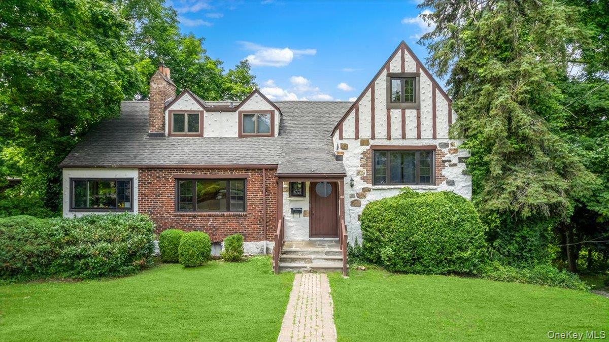 38 Fenimore Drive – For Sale