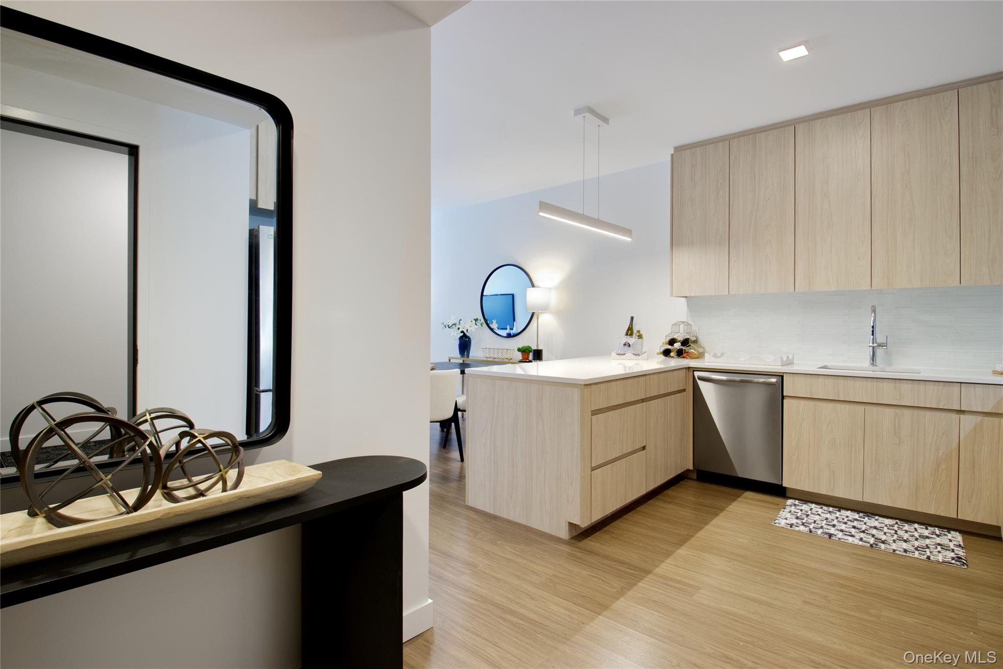 333 Warner Avenue, Unit 208 photo 5