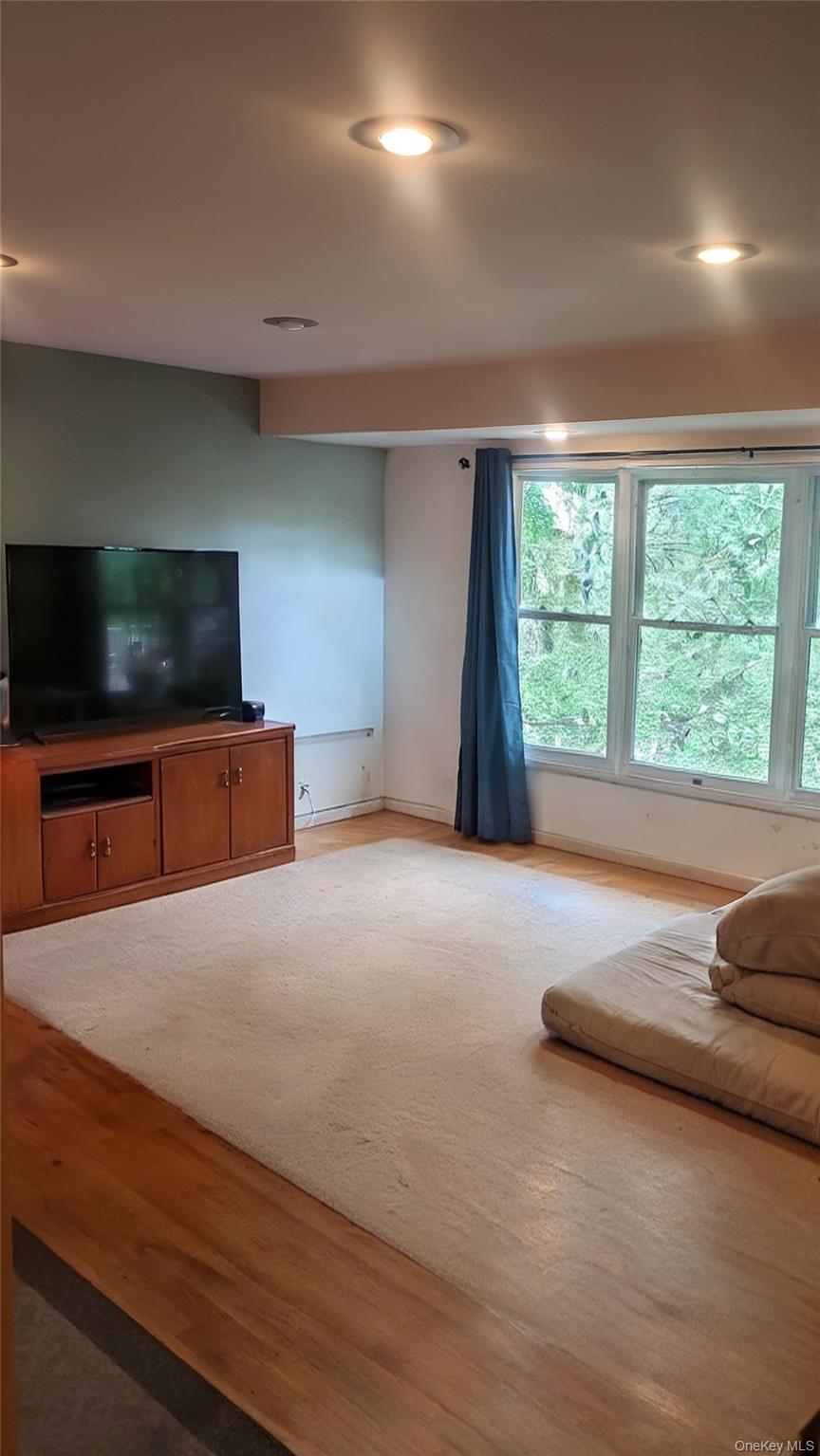 22 Woodycrest Trail – For Sale