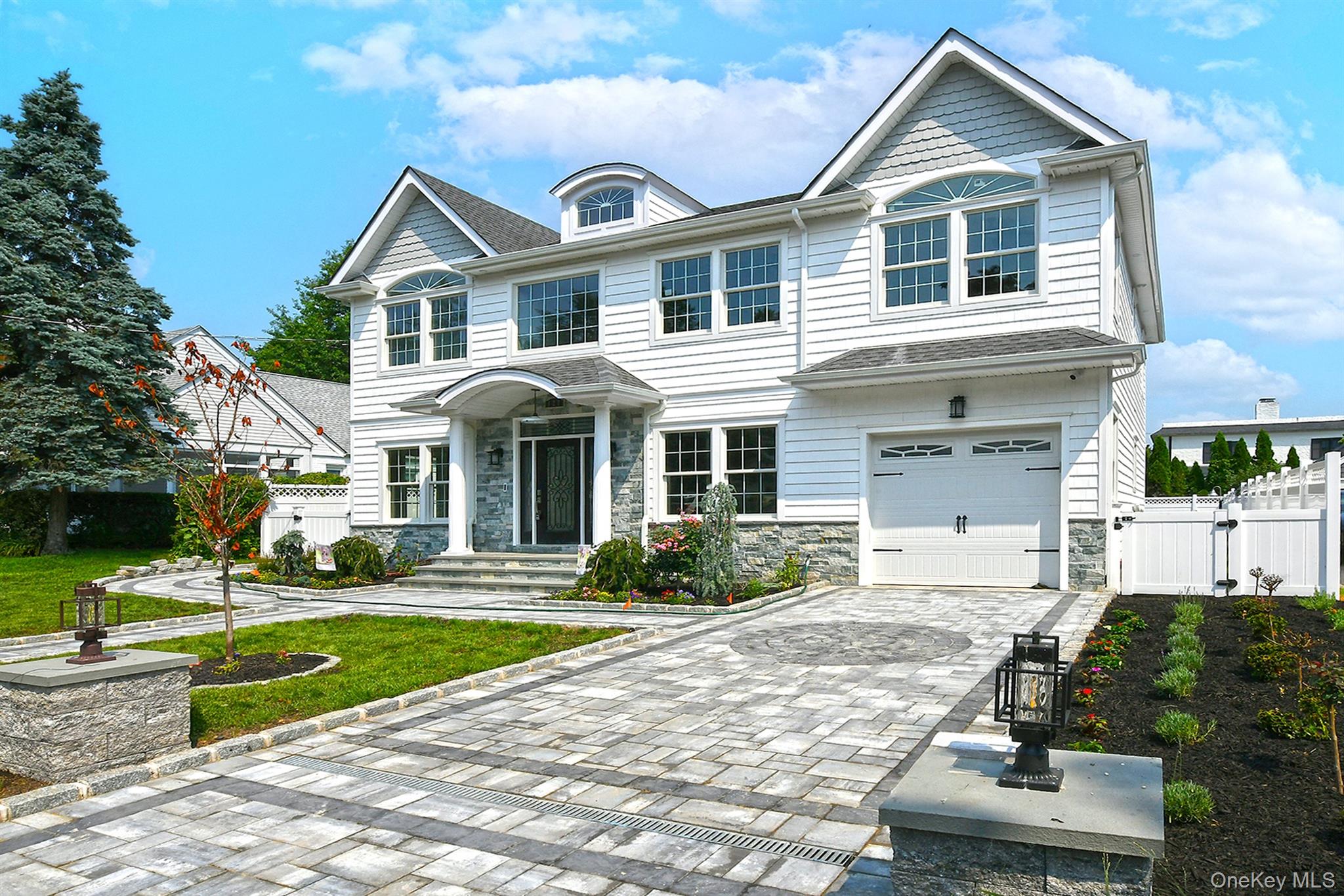 127 Vanderbilt Avenue – For Sale photo 2
