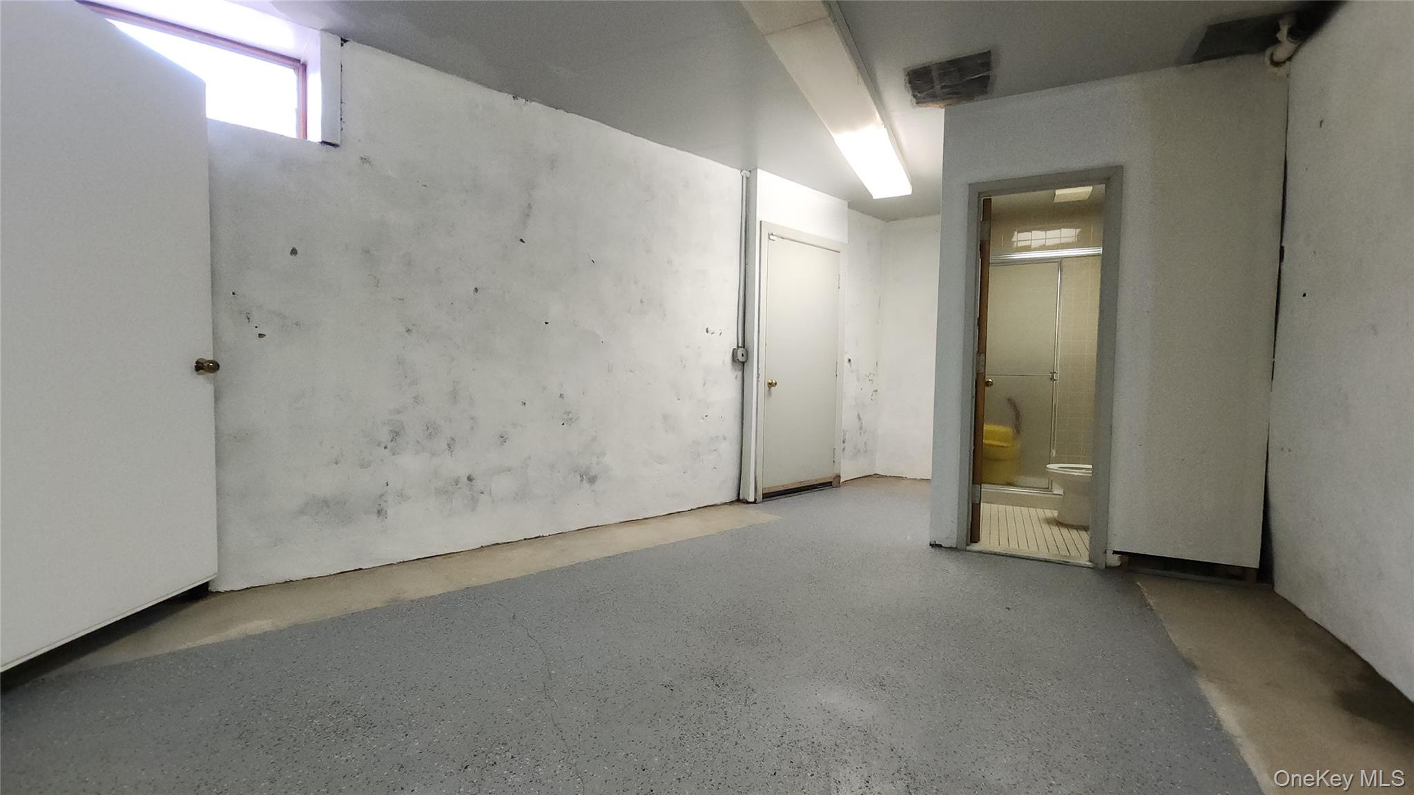 5968 Grand Avenue – For Rent photo 9