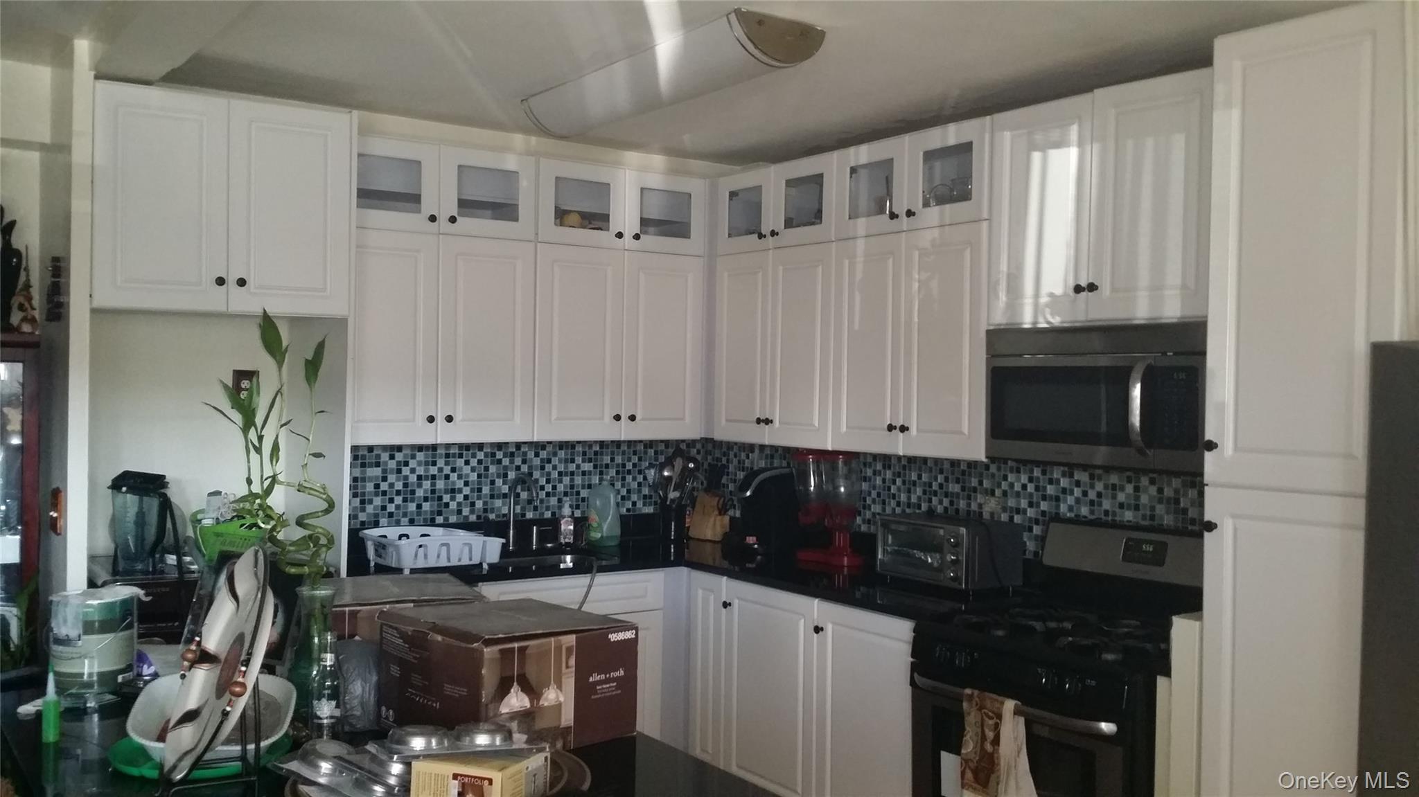 1063 New Jersey Avenue, Unit Apt. 2AB photo 2