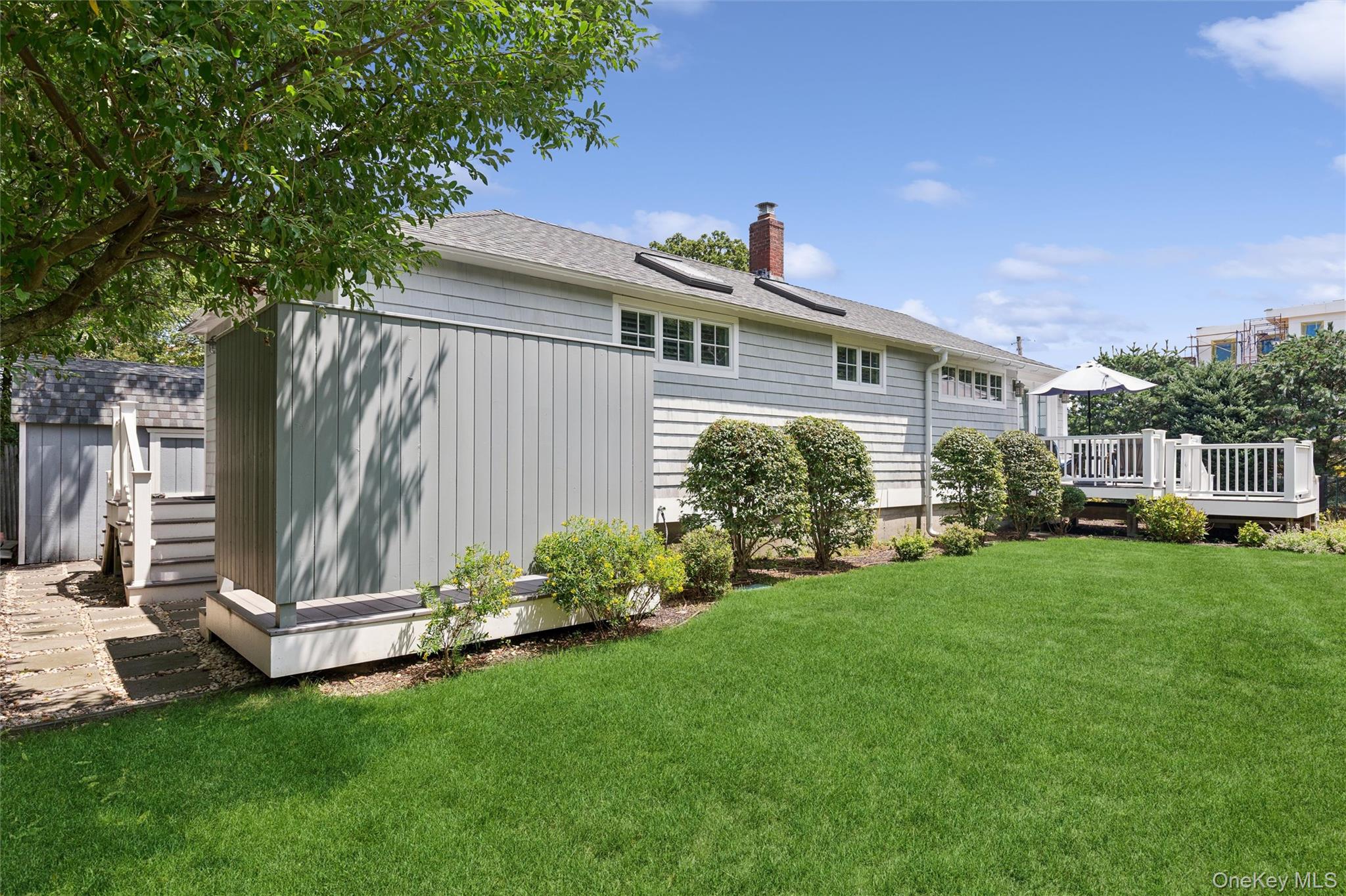 33 Bay Avenue – For Rent photo 3