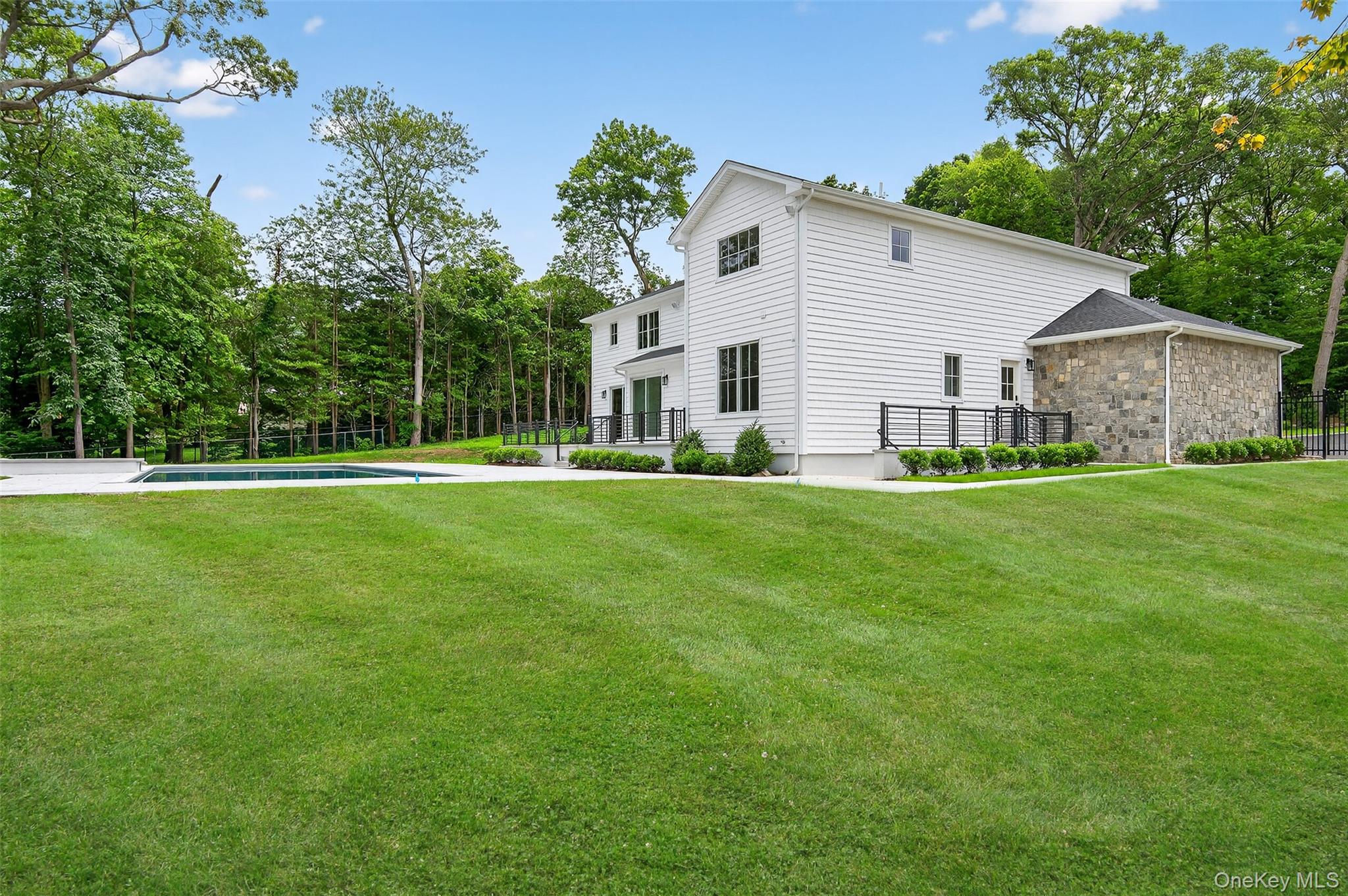 32 Pine Road – For Sale photo 35