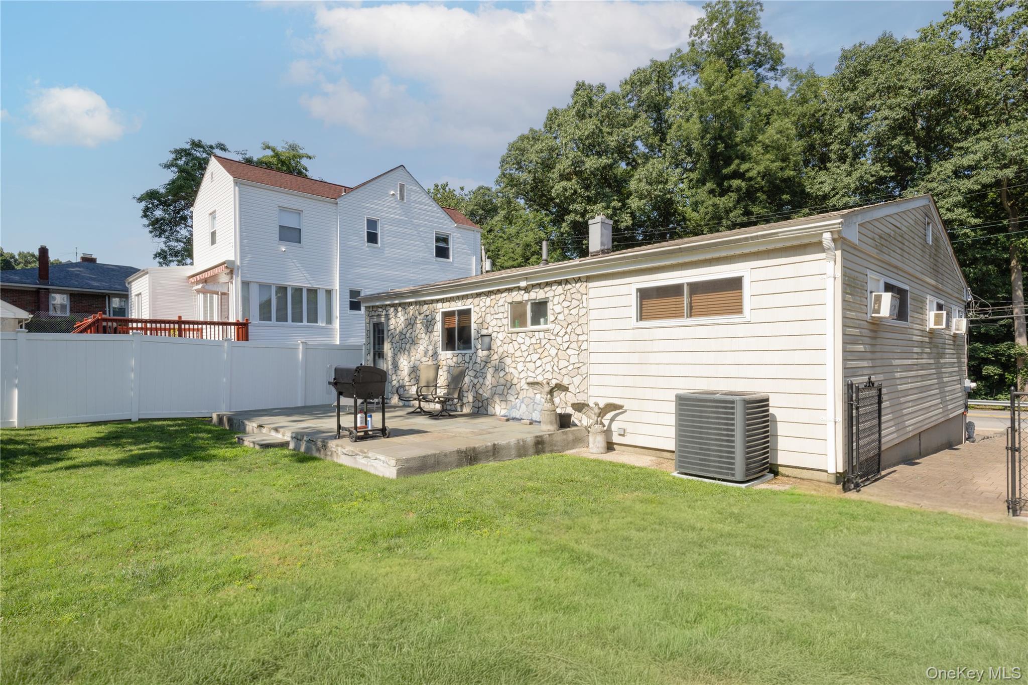 458 Midland Avenue – For Sale photo 7