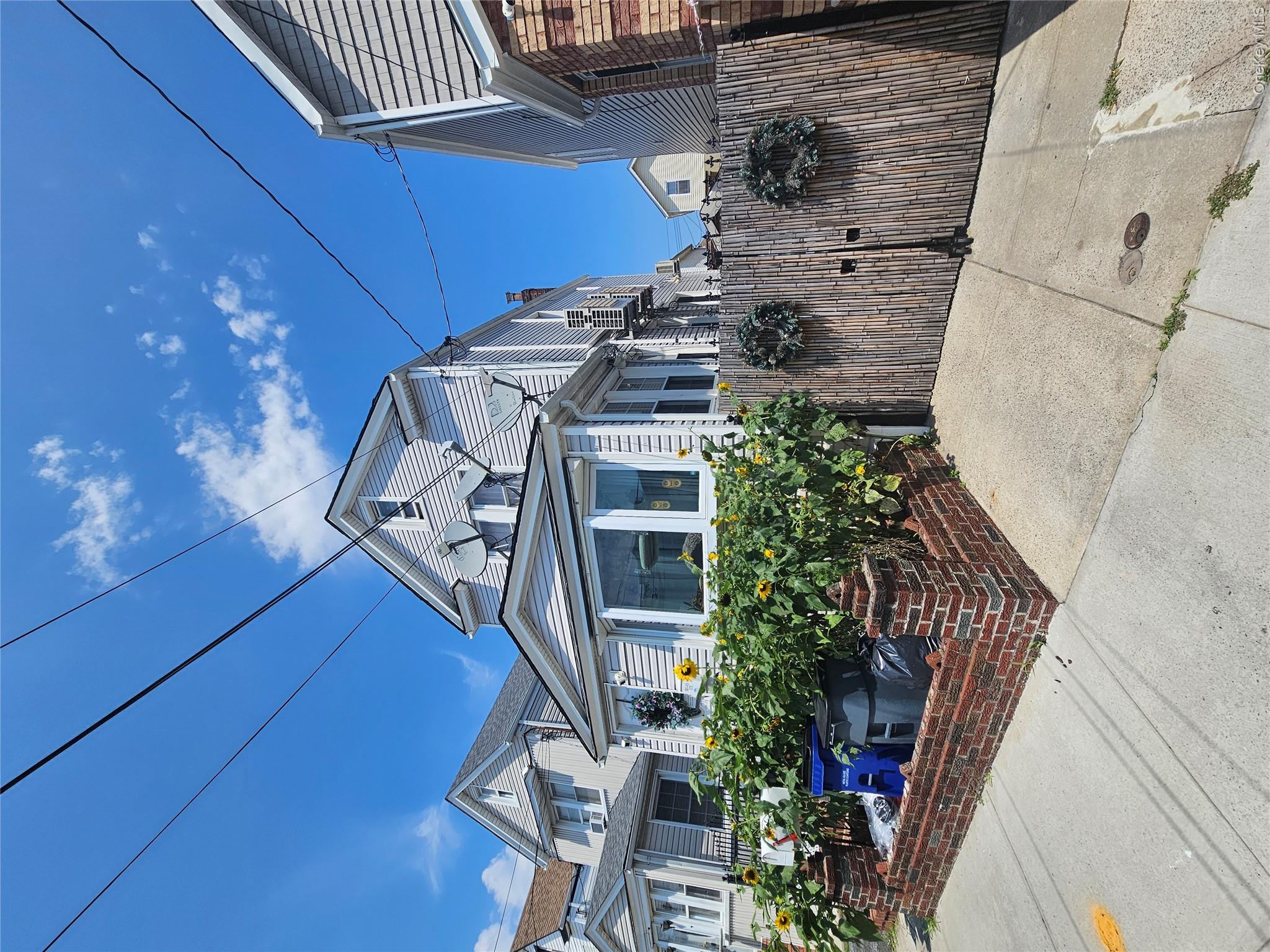 10745 123rd Street – For Sale