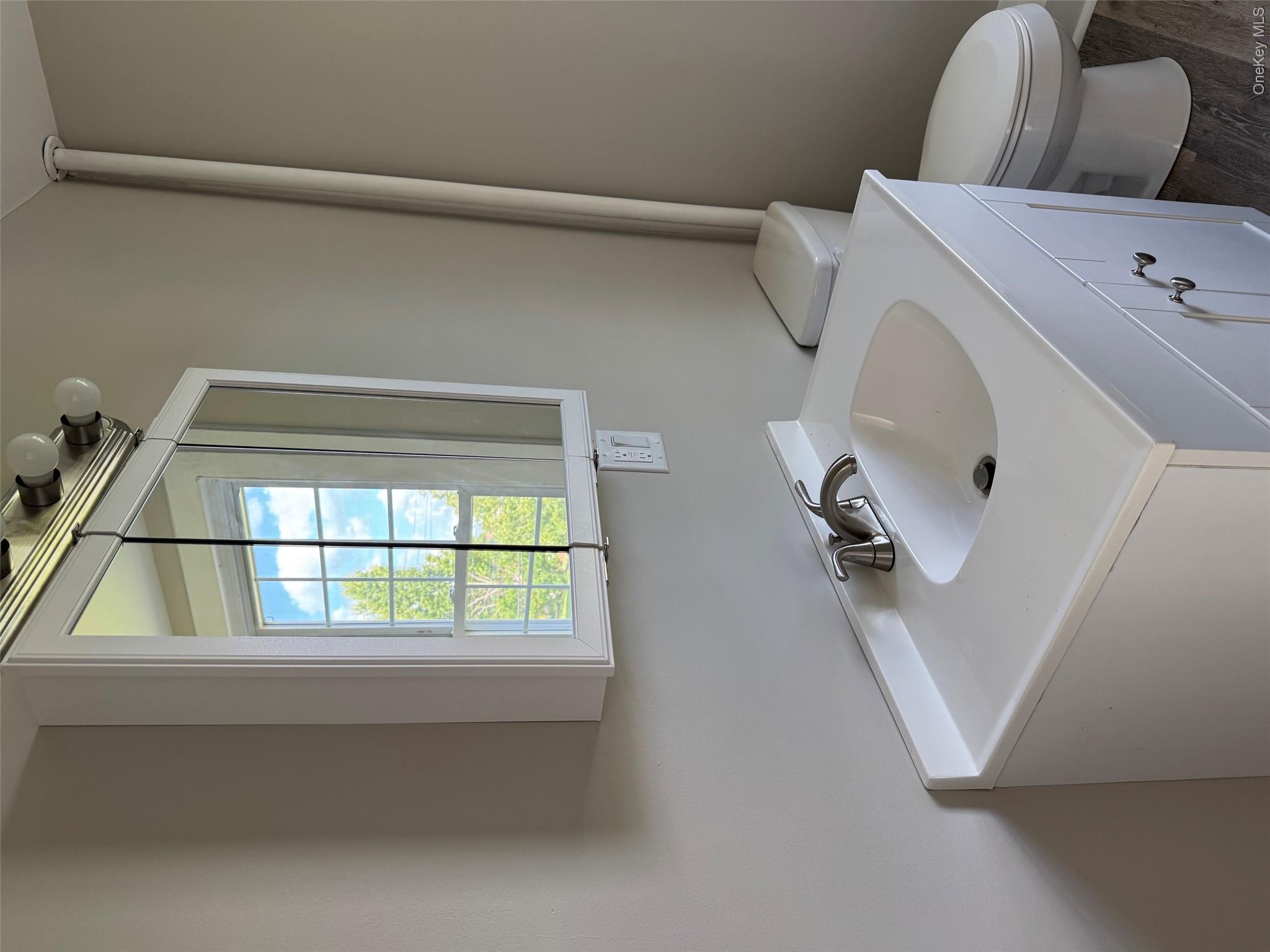 24 Oakland Avenue, Unit 2R photo 2
