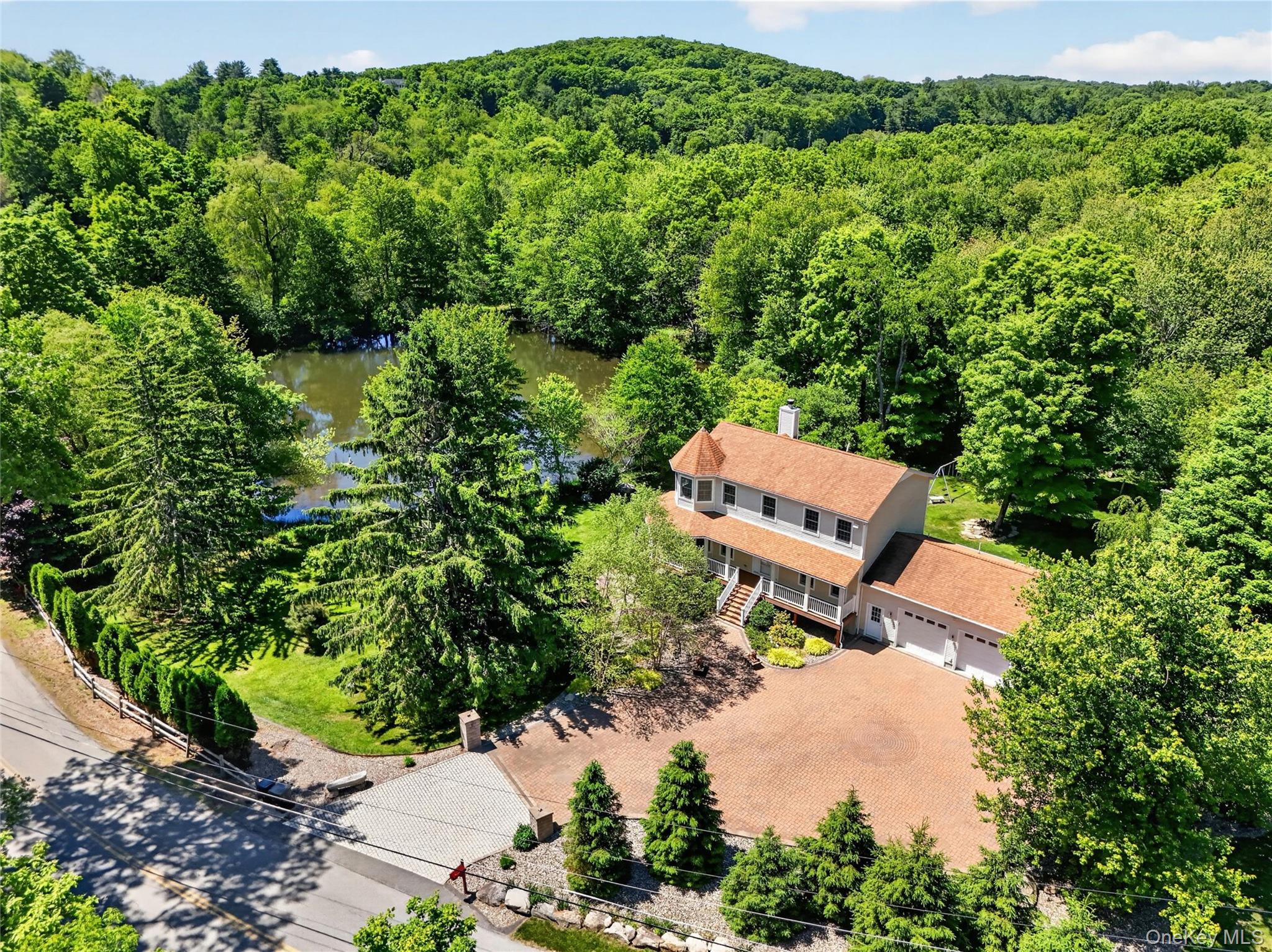 433 Barrett Hill Road – For Sale