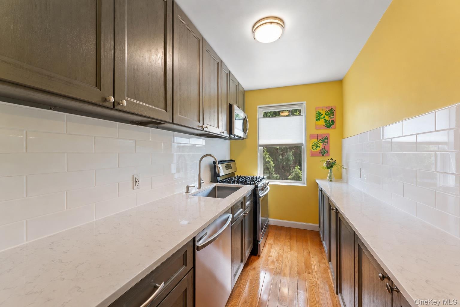 14 S Broadway, Unit 7-2B photo 3