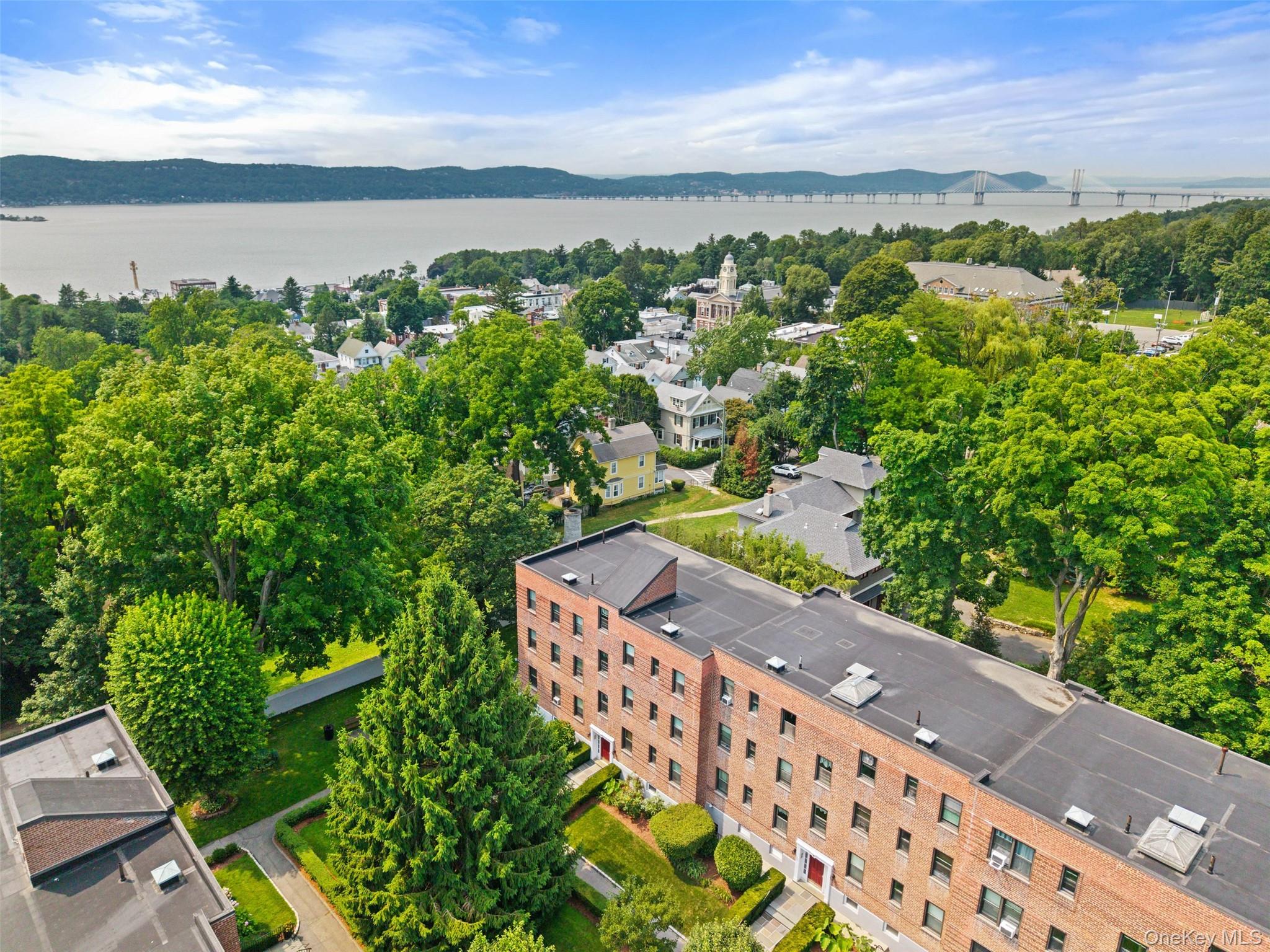 14 S Broadway, Unit 7-2B photo 16