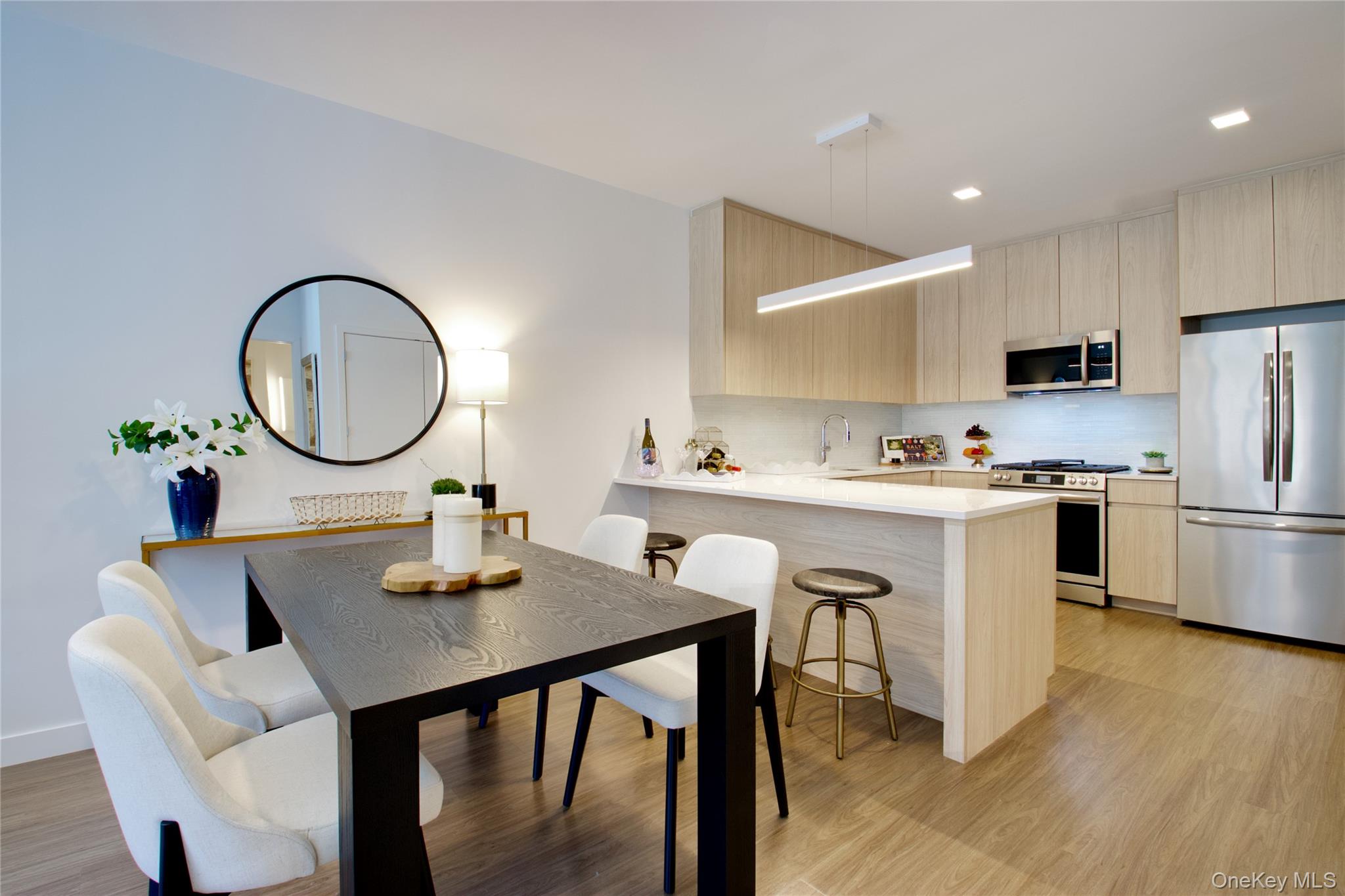 333 Warner Avenue, Unit 105 photo 3