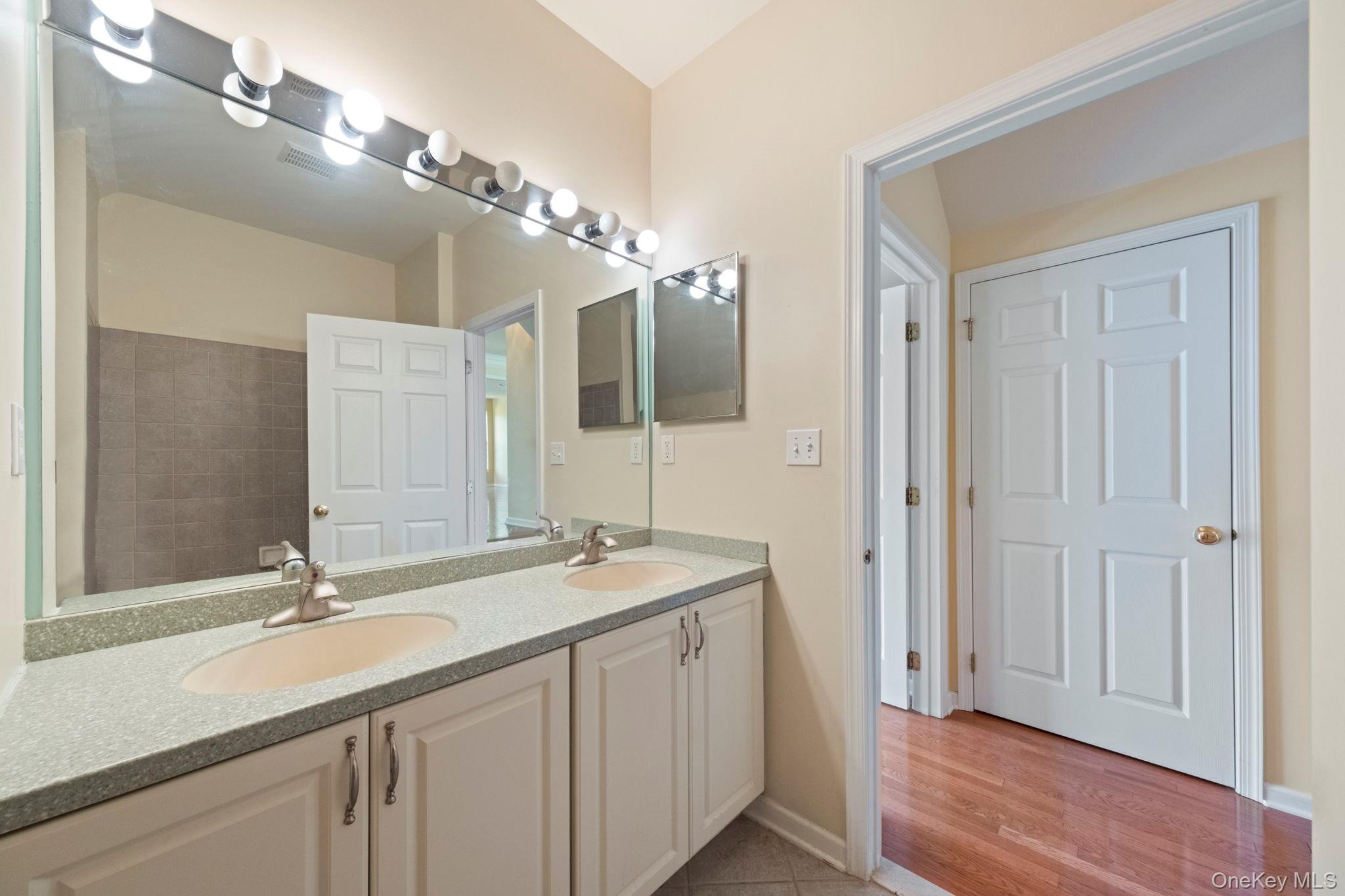 421 Vassar Place – For Sale photo 33