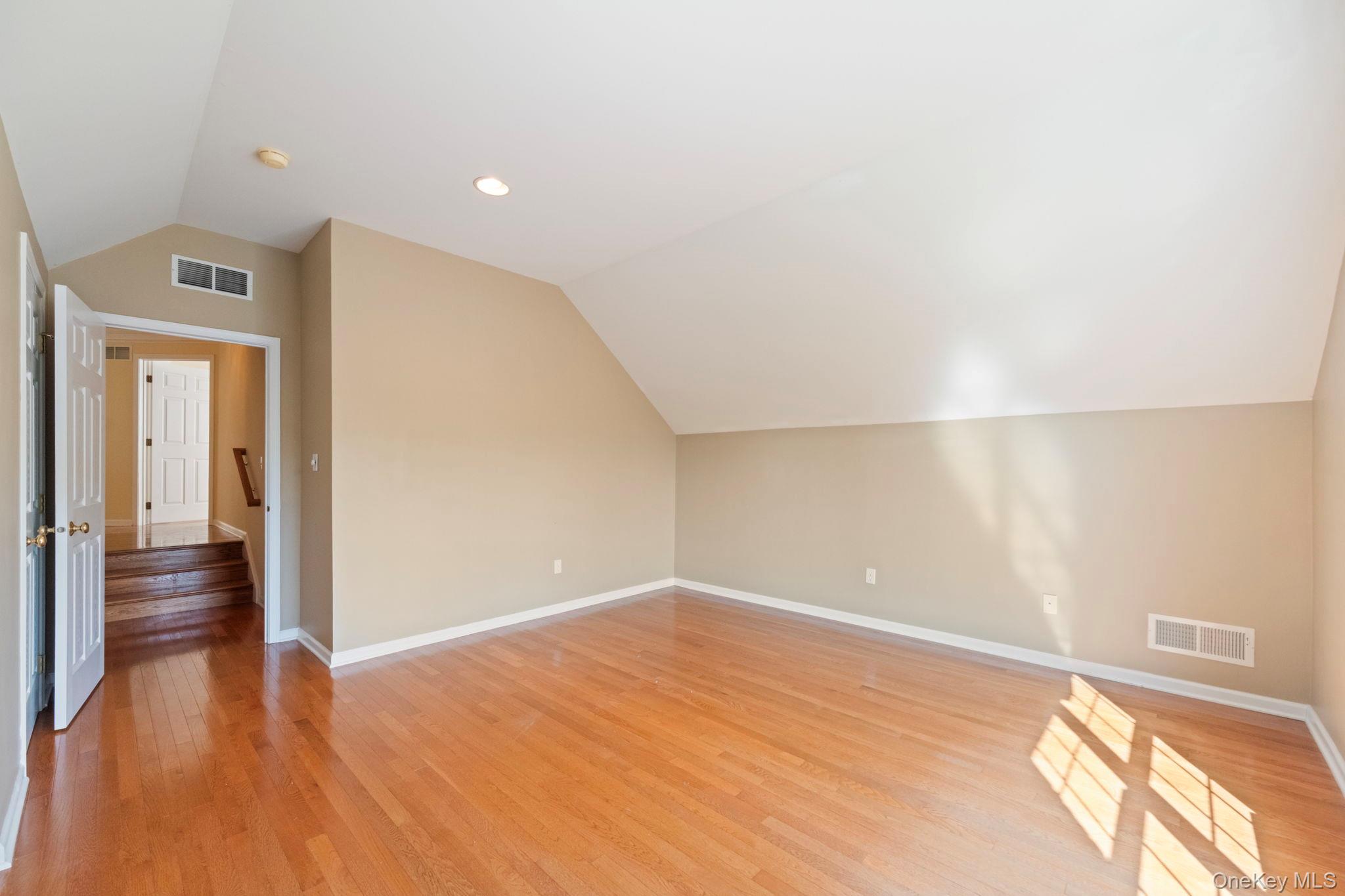 421 Vassar Place – For Sale photo 30