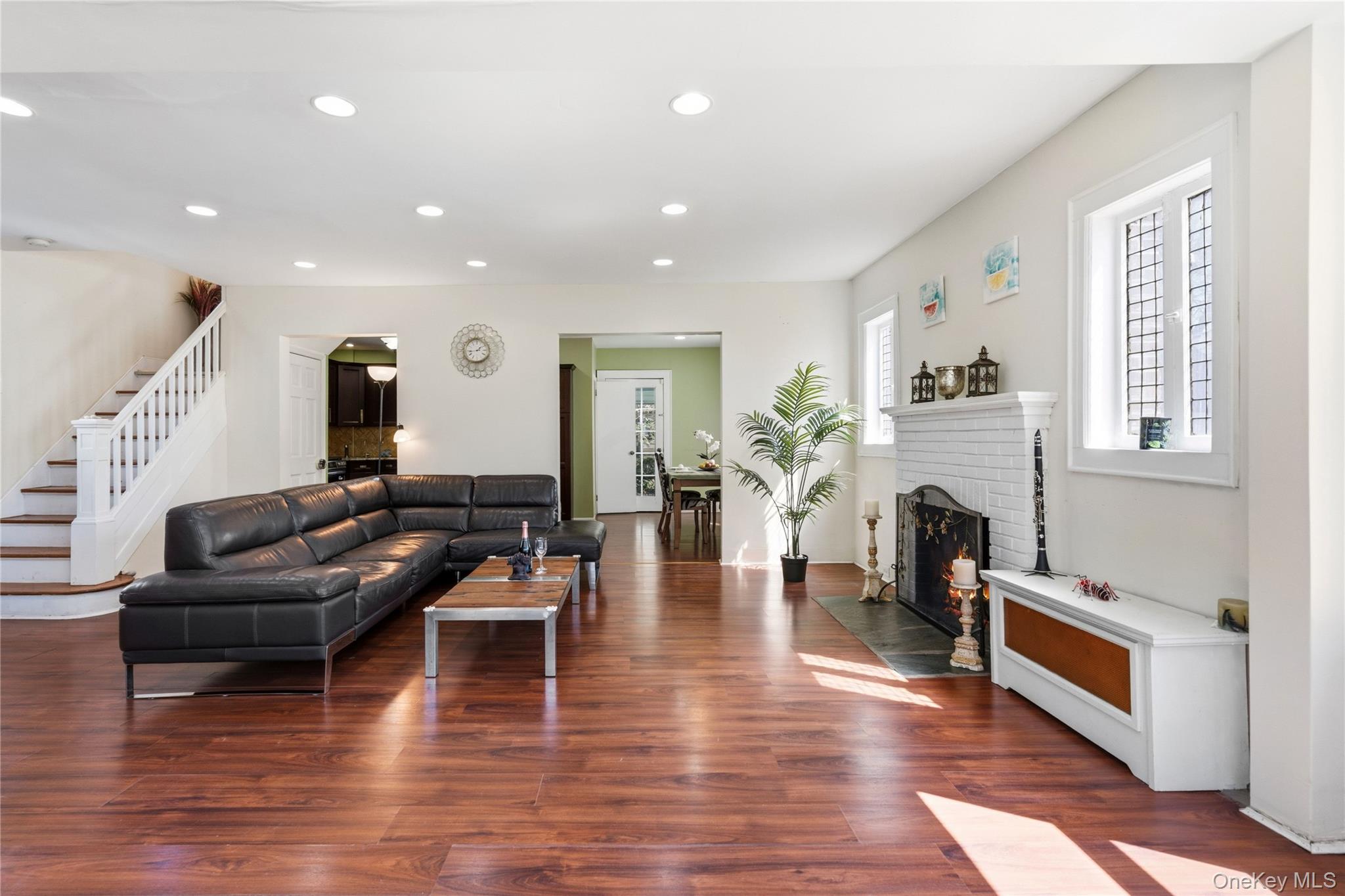 5 Burbury Lane – For Rent photo 7