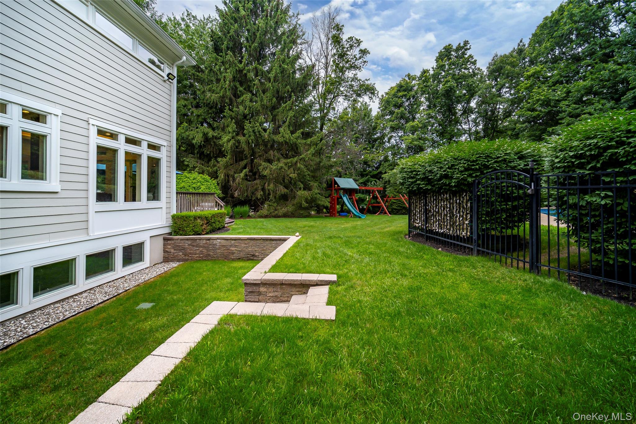 10 Wilson Court – For Sale photo 38
