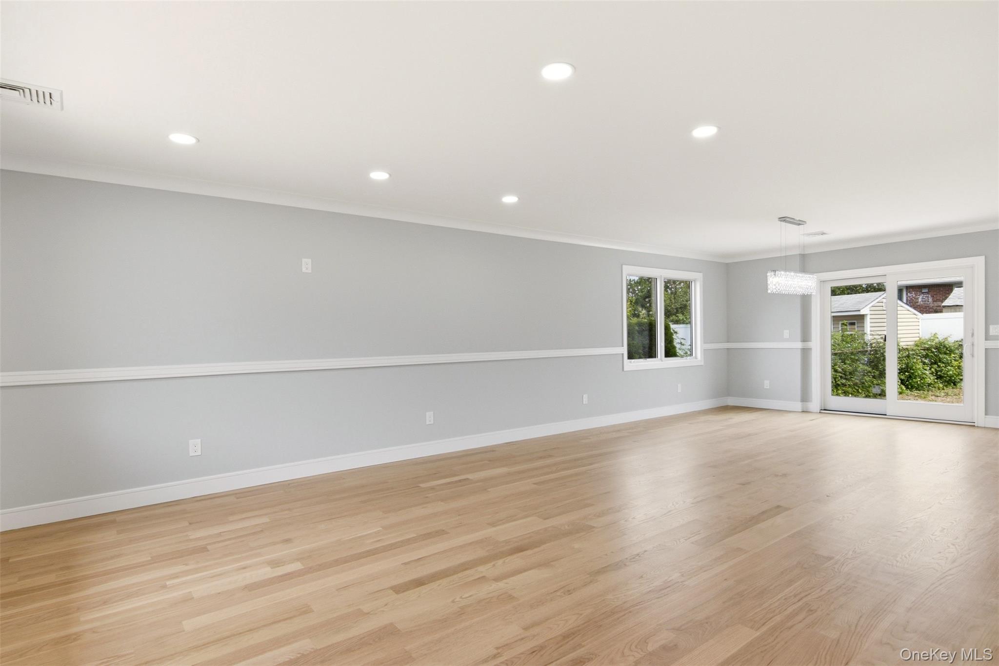 31 Underhill Avenue – For Sale photo 12